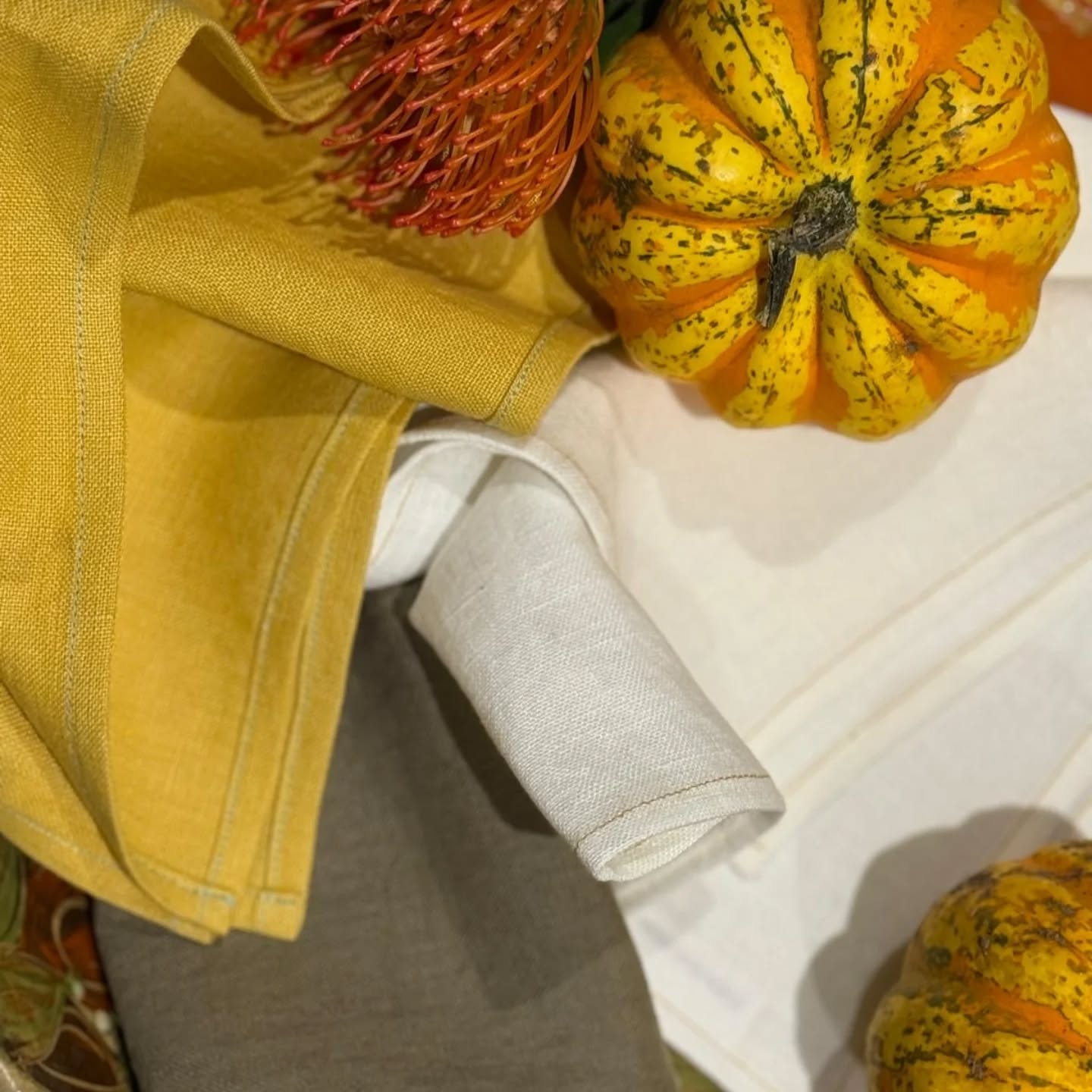 EXQUISITE COLLECTION OF 100% IRISH LINEN NAPKINS 45×45