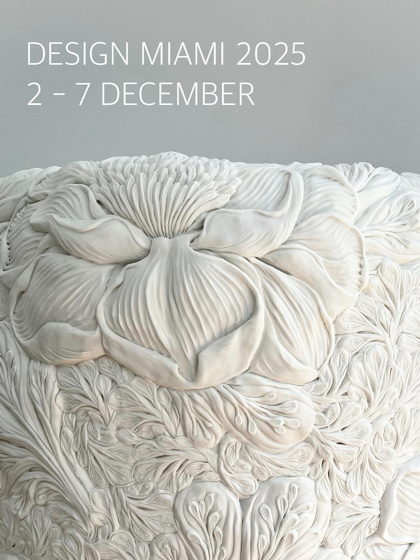 Next week marks @designmiami and I’m delighted to share that my latest work will be exhibited with @adrian_sassoon_gallery @adriansassoon at Booth G23. It’s truly a fantastic fair—an ideal place to explore and enjoy in the lead-up to the Christmas season.
My warmest thanks to the entire team
PREVIEW DAYS (by invitation only)
Tuesday 2 Dec: 11am-6pm
Wednesday 3 Dec: 11am-1pm
PUBLIC SHOW DAYS
Wednesday 3 Dec: 1pm-7pm
Thursday 4 Dec: 11am-7pm
Friday 5 Dec: 11am-7pm
Saturday 6 Dec: 11am-7pm
Sunday 7 Dec: 11am-6pm
ADDRESS
Booth G23
Convention Center Drive & 19th Street
Miami Beach, USA
The show is WEST of the Convention Center on Convention Center Drive between 18th & 19th streets.
On this post :
A large Magnolia and Sakura Petal Vase, 2025
porcelain and gold leaf
#porcelain #ceramics #craft #handmade #handcarved #clay #natureinspired #magnolia #sakura #cherryblossoms #petals #hands #creatingbyhands #hitomihosono#hitomihosonoceramics #adriansassoon#adriansassoongallery #designmiami2025 #designmiami #miamibeach #florida #japan#england