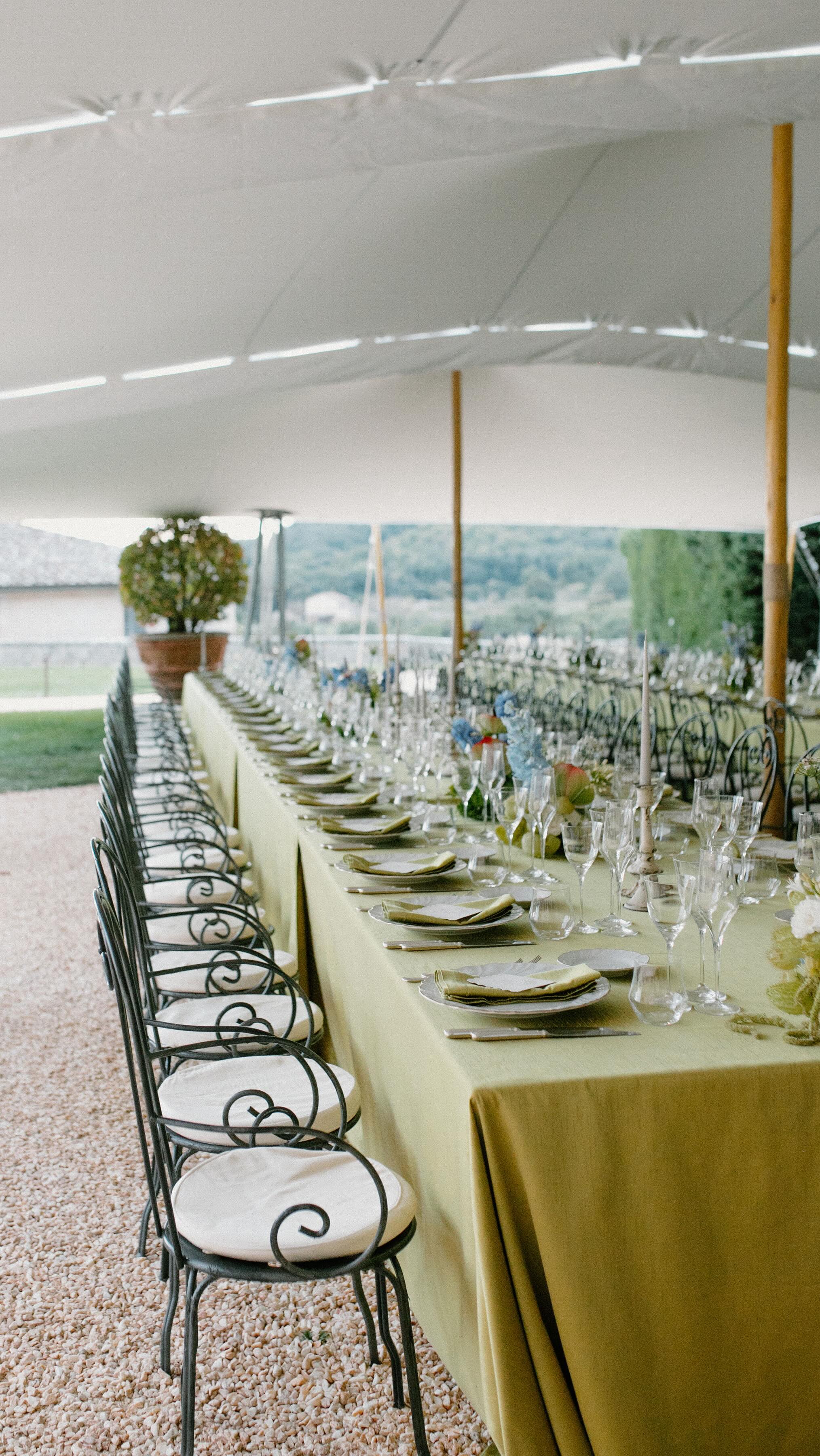 When pinterest board comes to life
#weddingtable #weddingplanner #weddingdesign #weddinginspiration #artdelatable #mariageprovence #italianvibes