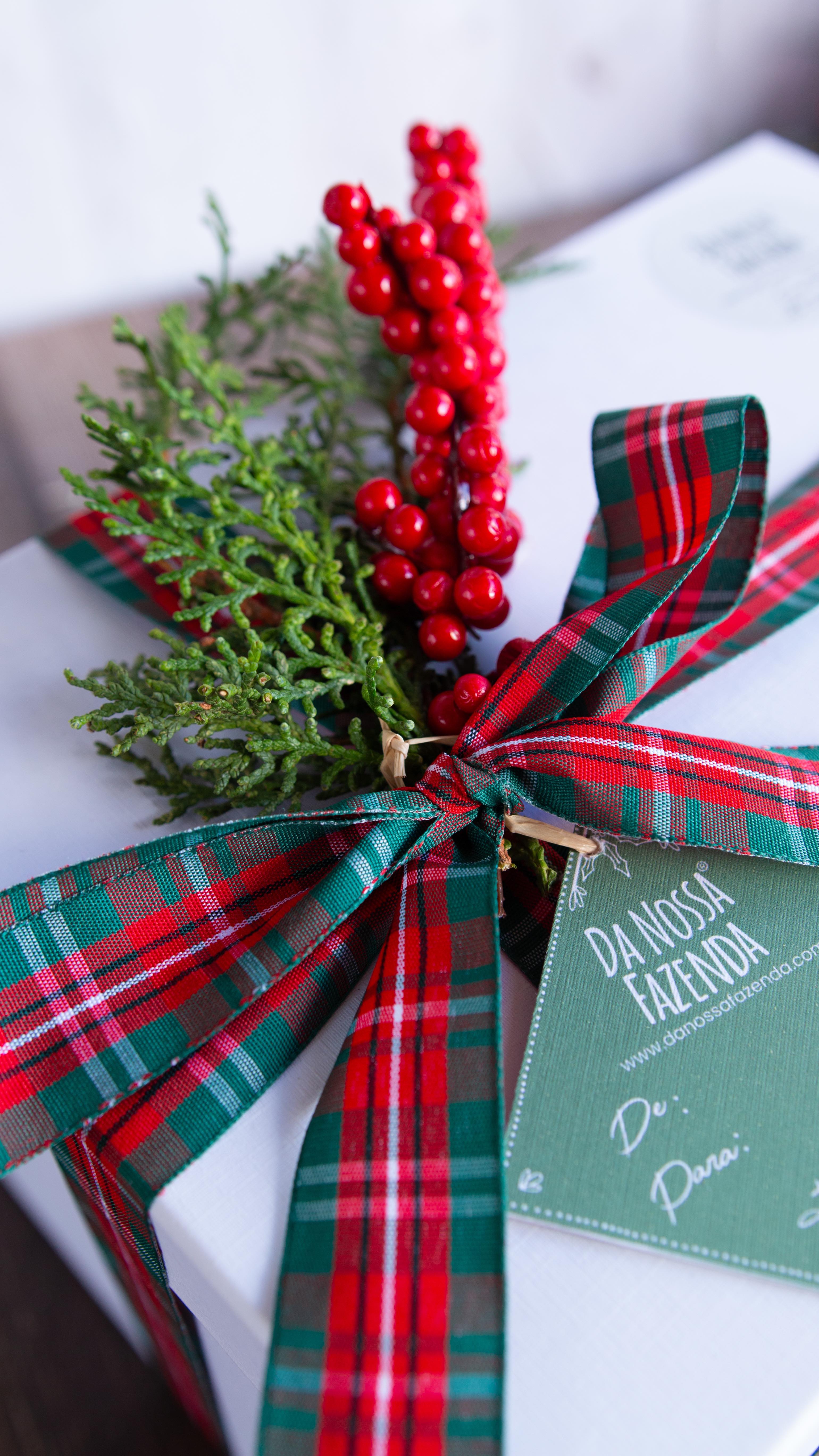 Chegou Dezembro 😍
O mês em que trabalhamos nos pomares e nos cabazes de fruta, e por outro lado estamos rodeados de fitas, chocolates, compotas, infusões,... O mês mais trabalhoso do ano mas o mês em que não conseguimos esconder a alegria de ver a vossa reação ao receber os nossos cabazes ❤️
#cabazesdenatal #natal2025🎅🎄❤️ #natal