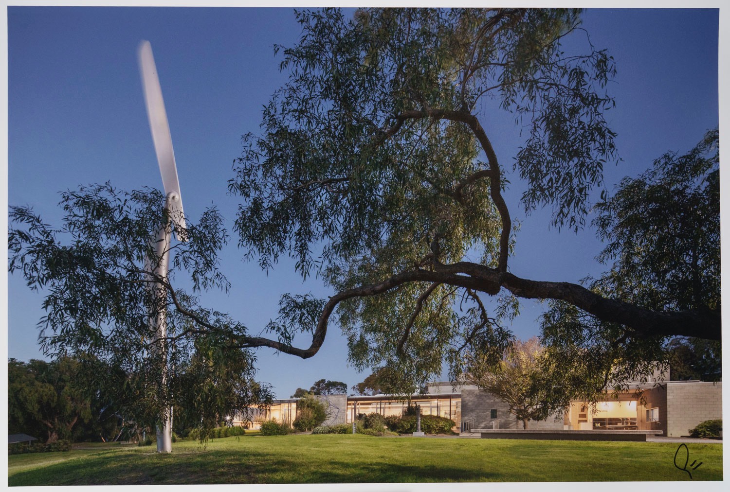 #JohnGollings has been Australia’s foremost #architecturalphotographer since the early #1970s, though he participated in other genres. He recently retired and sold off much of his archive.
I often wonder about Gollings success in the Art world. He is an older white heterosexual male, who makes commercial work. In his favour is the skill shown in the making of the images and the following he built up through the display of his images via magazines and other media. His work is often colourful, loves late light and blue hour. He had a lot of freedom in making of the images, even for clients. He also had passion projects, like documenting the Gold Coast, Vijanagara, South India.
We often forget that until the late 19th Century most painting that we consider great was commissions. Great works of art often have patrons. Michaelangelo’s Sistine Chapel was paid for. As the power of the merchant classes increased, there became more outlets for artists to do work that did not reflect the needs/desires of a client. Perhaps this is why we can’t get over the French impressionists as they were the greatest move in personal expression?
As a gallery we accept many forms of photography, our goal and interest is photography that makes a viewer stop and consider. If there is a client or not is not the major concern. It is interesting to know what the purpose for the creation of the work is. Once a photographer wins the tournament, they are given grace to interpret the client brief as they wish rarely with criticism. This is the point that Gollings has been at for decades. #buildings #museums #Victoria #digitalprint #docklandsmelbourne #melbourneculture #makegreatwork