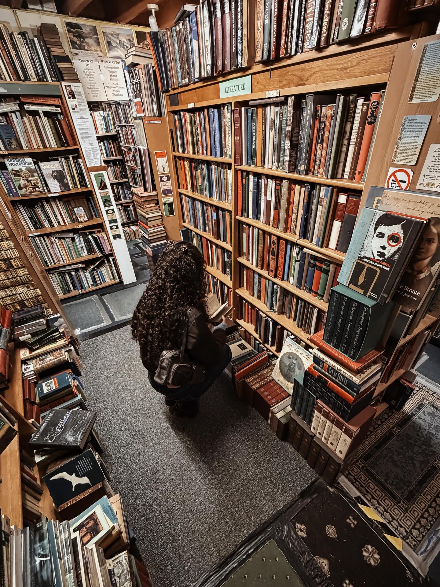 note: if you see an autographed copy of Alien by Allen Dean Foster signed by Ridley Scott and John Hurt, don’t hesitate or another old man will swoop in💔
.
•
•
•
•
•
•
#writer #poeticprose #authorofinstagram #writing
#writingcommunity #poetrylovers #womenwhowrite #bookworm #writersnetwork #writersofinstagram #writerscommunity #writingcommunity #quotes #words #fyp #jonahlevkowicz #quotes #writingcommunity #lifestyle #authorpreneur #poems #writers #writersofig #writersofengland #writershelpingwriters #nanowrimo #novel #books #author #cds #comicstore #authorspotlight #writersnetwork