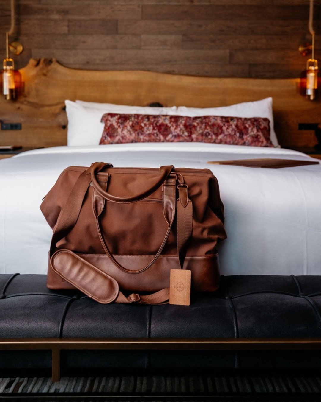 Some plans deserve to be made in the moment, and your next stay is one of them. From November 28 through December 1, book two nights or more and take 30% off your stay at Hotel Renegade. Rooftop cocktails to copper-tub suites, every detail here is built for the bold — and this offer won’t stick around long.
Book now. Thank yourself later.
Stay dates available through February 1, 2026 • 🔗 in bio