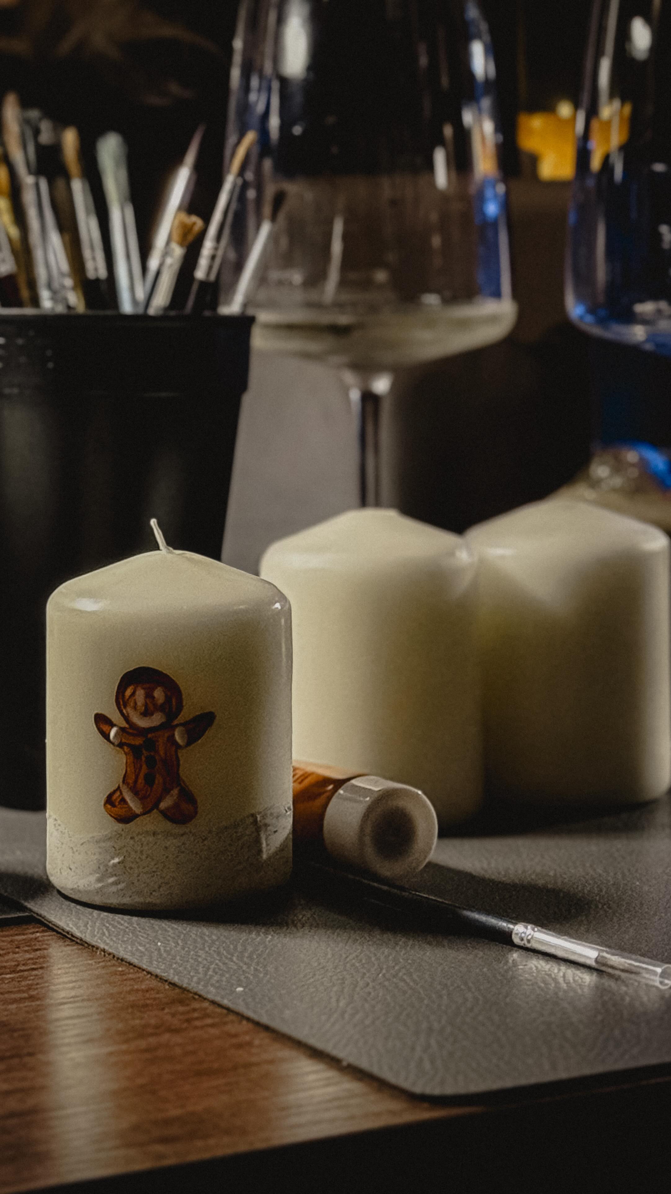 Paint x Wine - Christmas Edition 🌲✨
Vor knapp einem Jahr kam mir die Idee und heute ist dieses Event fast nicht mehr wegzudenkenden!
DANKE an all die zahlreichen Teilnehmer in diesem Jahr, für all die kreativen und lustigen Abende zusammen! 🍷
Paint x Wine verabschiedet sich für dieses Jahr.
ABER - SAVE THE DATE - Next 29.01.2026 🎨
#zwo20passau #paintxwine #creativity #restaurantpassau #dinner #dinnerwithfriends #teamworkmakethedreamwork