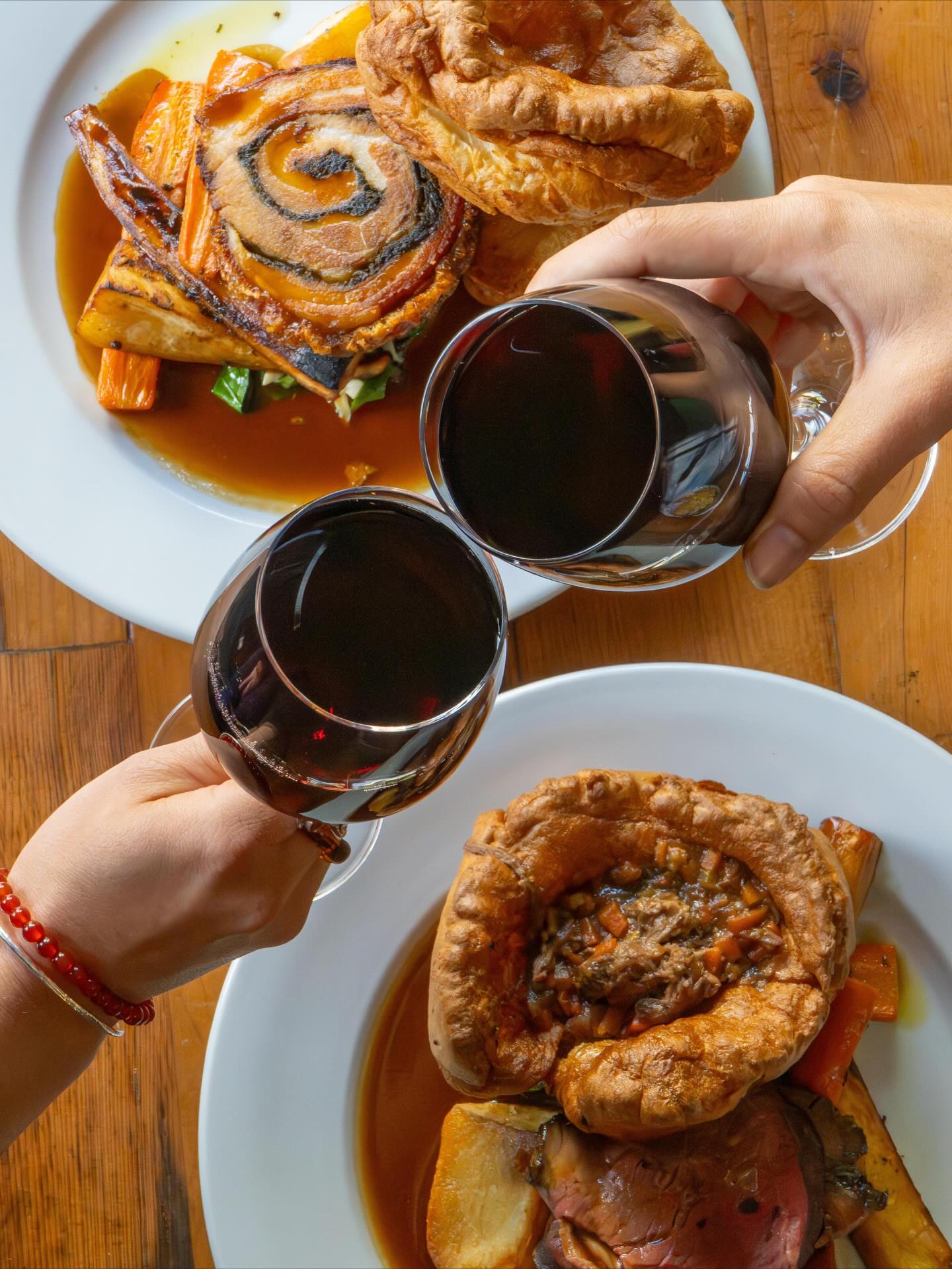 Today is definitely a Roast Day…. #roastseason #imhavingporchetta #thedogsfavouritelunch #bonuspic