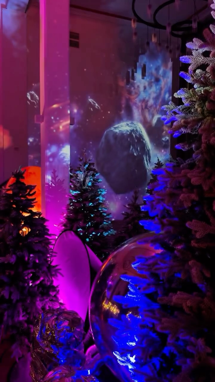 Garšu galaktikas “Kā Ziemassvētki izskatās no kosmosa” pirmizrāde godam aizvadīta ✨
Dārgie viesi, liels paldies par Jūsu uzticību - nopirkt biļetes un atnākt uz kaut ko, nezinot īsti ko 👀
Paldies @chefnaurishauka un @bankhaus.liepaja
Paldies mūsu kosmiskajai @sarmantipasakumi komandai! 🚀💫
Tiekamies nākamajos seansos!
#eventplanning #eventideas #spacethemeevent #eventmanagement #sarmantipasakumi