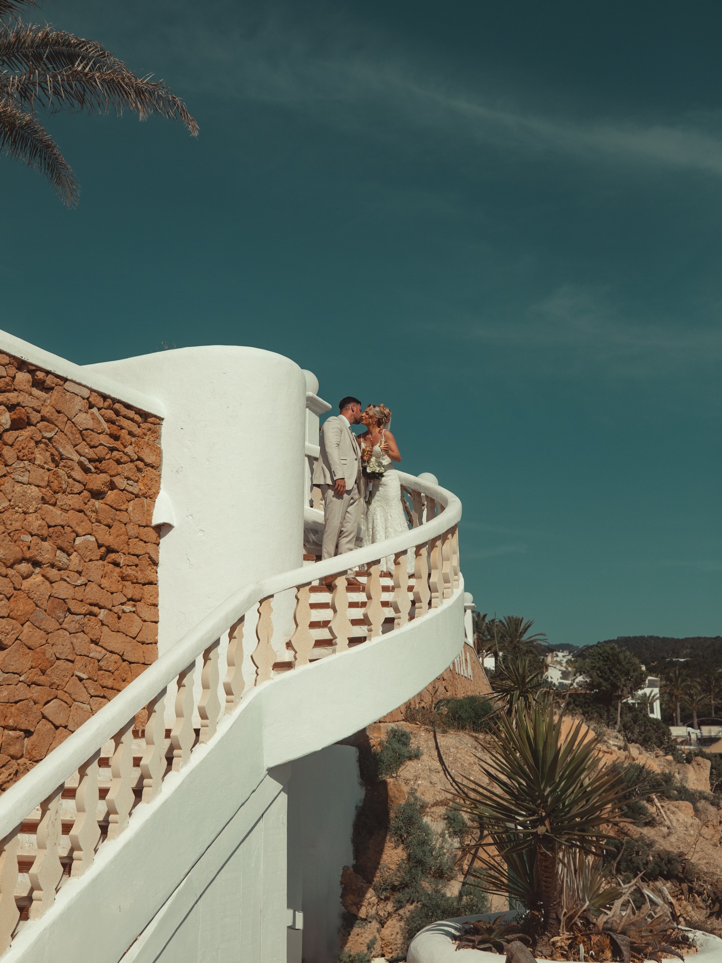 6 months of these two! 🏝️💘