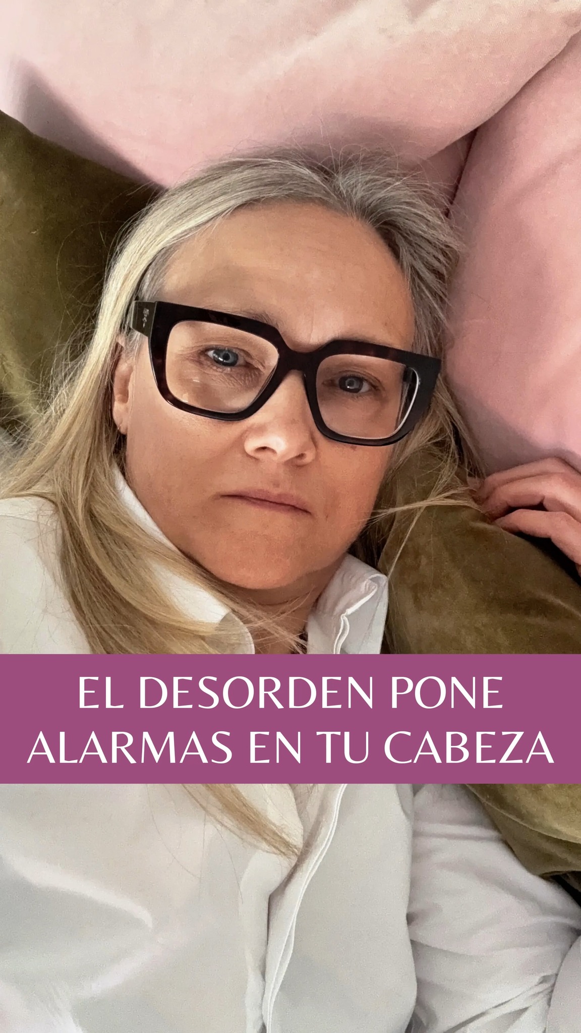 Si vives con desorden y acumulación de objetos acabarás en terapia si no lo has hecho aún😟.
¿Y quién soy yo para decir esto?
Acompaño a personas en tu situación a salir del desorden y la acumulación de objetos para siempre.
Y cada año hablo con cientos de personas que me cuentan cómo les afecta en su vida vivir rodeadas de desorden y la acumulación de objetos😟 .
A más del 70%, la imposibilidad prolongada en el tiempo, de acabar con el desorden y los efectos negativos que esto les causa, les ha llevado a trabajar con terapia convencional en la que tratan diversos aspectos de su vida que lateralmente confluyen en ser disparadores o consecuencias del desorden que les rodea, pero en ningún caso han podido sacar el problema de la mente para pasar a una acción enfocada llevando a cabo un proceso de orden que les permita conseguir orden completo y de forma 110duradera💫 .
Si no has llegado hasta aquí, pero ya estás sintiendo la ansiedad, la tristeza o la falta de sueño que el panorama de desorden con el que vives te está causando😟, aún estás a tiempo .
¿Qué te ofrezco?🎯
Sacarlo de tu mente para pasar a la acción🚀 .
Con un paso a paso.
Ordenando semana a semana acompañada con un método probado con el que ordenarás todos tus objetos a la vez que desmontarás los bloqueos que ahora te impiden hacerlo.
Si deseas mi acompañamiento profesional, escribe la palabra "CASA" 🏡, nos conocemos, hablamos y vemos si es para ti mi programa de acompañamiento.
#tresinteriores #LibérateDelDesorden #DesapegoConsciente #SoltarParaCrecer #AdiósAcumulación #VivirSinDesorden #PsicologíaDelOrden #CreenciasQueAtrasan #CambioDeMirada #BloqueosYDesorden #MenteOrdenadaVidaOrdenada #OrdenYBienestar #MujeresQueTransforman #ReinventaTuVida #AdiósAcumulación #ViviendoLigera #CrecimientoPersonalMujer