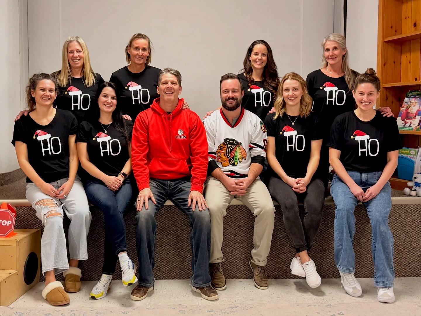 Sevenoaks wishes everyone a wonderful Christmas! Our last day was full of fun and smiles 🎄 Thank you to our amazing families for the thoughtful gifts and so much love. We truly love our community. Happy Holidays! ❤️✨
Also shout out to @fabricatedkeepsakes for making these shirts for us! ❄️ 🎅