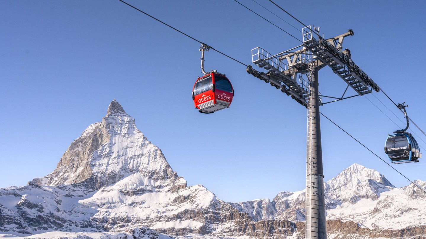 GUESS is back. ⛰️
Bigger. Bolder. Redder.
This winter, GUESS joins us again across Europe’s most iconic alpine stages:
Bormio. Glacier 3000. Gstaad. Zermatt. Courchevel.
High altitude. High visibility.
A brand that knows how to own space.
We love it! What do you think?