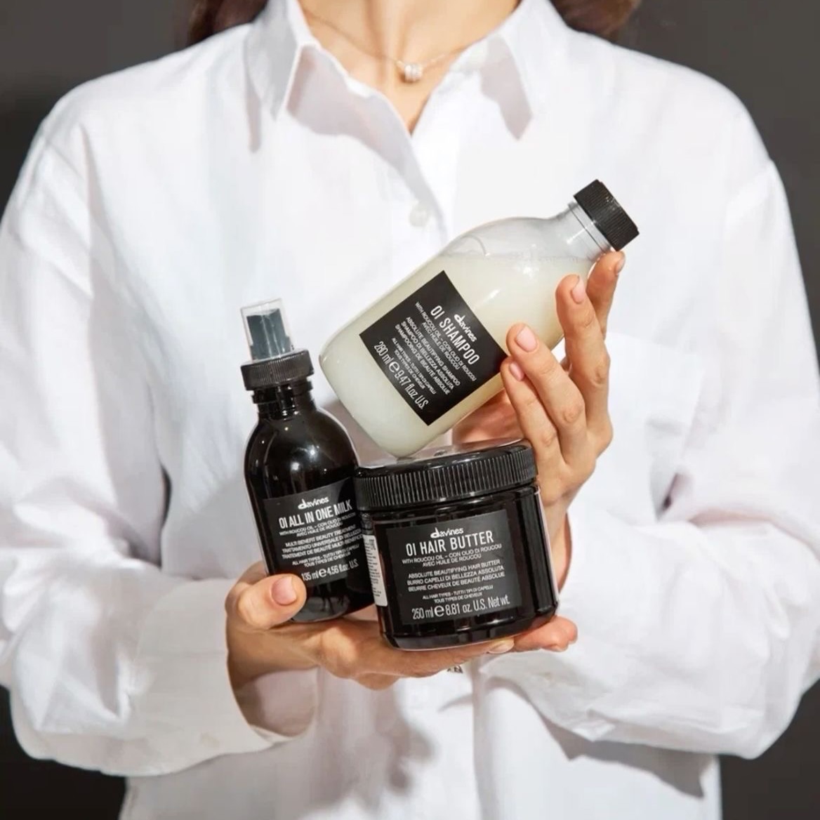 Des formules clean.
Des résultats qui se voient.
Des cheveux qui respirent.
Davines, c’est le pro version cool : efficace, sensoriel, responsable.
Des produits qu’on utilise en salon… et qu’on adopte à la maison.
À retrouver chez Glam Corner Store ✨
#Davines #HairCarePro #cleanbeauty