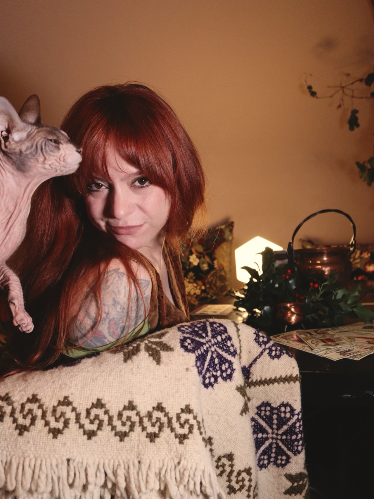 Hey lovers, the Yule treats are up. A small batch of greeting cards has just landed, and the gift cards include a tarot reading. Forget Santa, the cards know exactly whether you’ve been naughty or nice and so do I. 😘
Ideal for the friend who insists tarot is nonsense, so gift them one and enjoy the existential crisis unfold, I promise I’ll be gentle or give it to the one who treats Mercury retrograde like a personality trait and could do with a little cosmic reassurance for once. Oh! And definitely get one for yourself if this year’s gone sideways, it’s a great way to start the year with the right intention.
Link in bio or comment nice, naughty or Yule to receive the link 💋💋💋