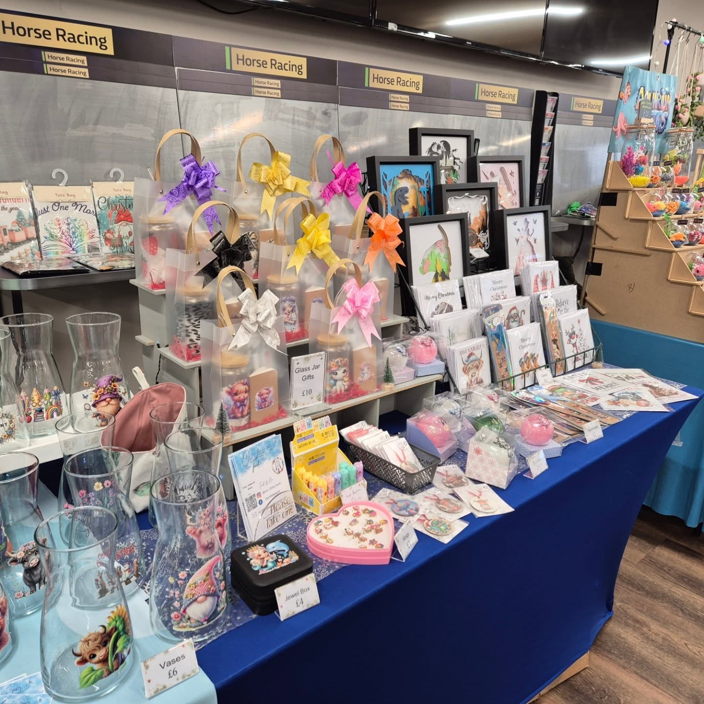 Here @newtonabbotracecourse
10 till 4
#newtonabbotchristmasfayre