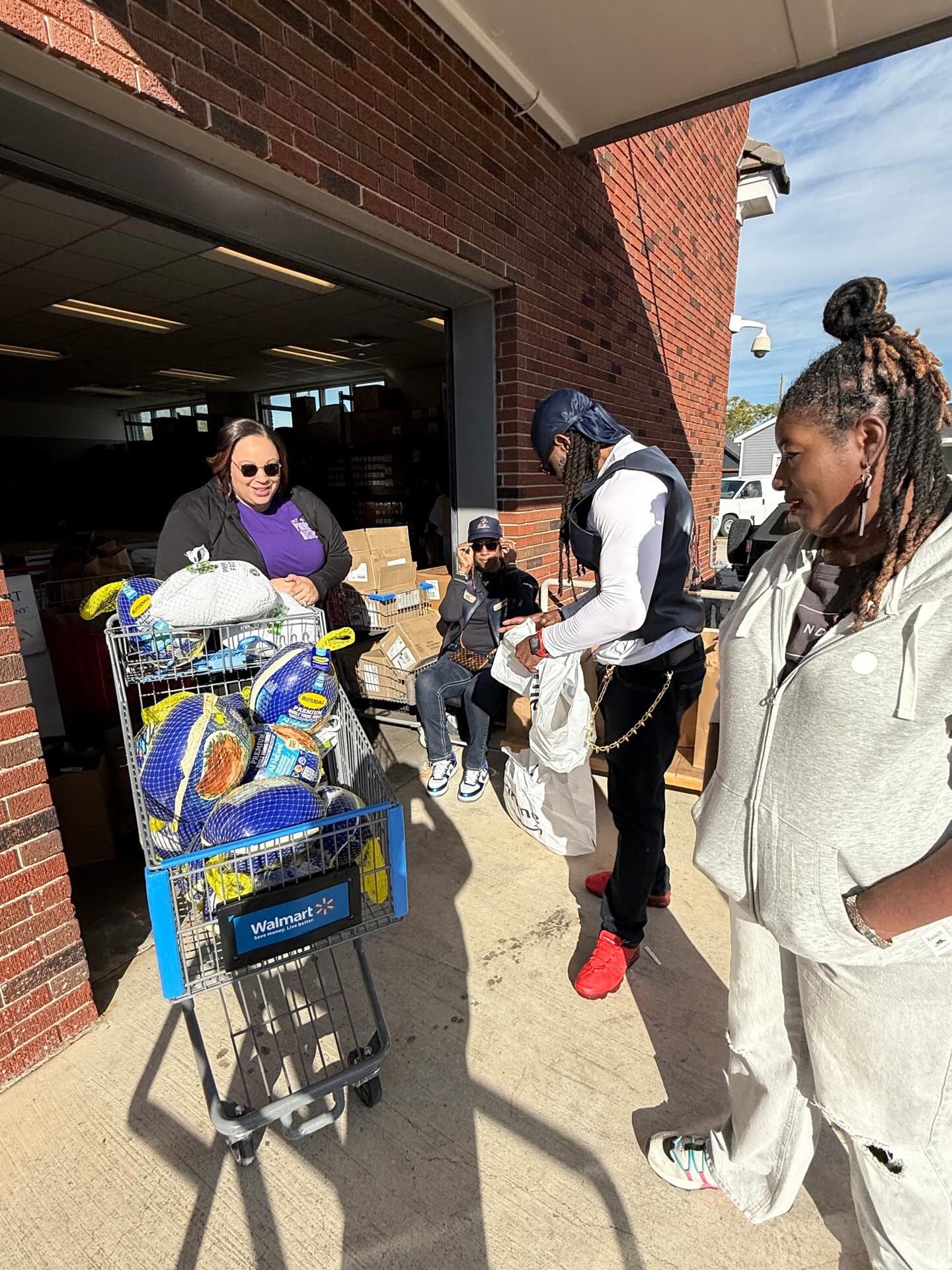 So thankful today and every day. 🧡 Thanks to our community’s generous support—through donations and helping hands—we were able to prepare and share Thanksgiving food bags with families. Grateful for everyone who made this possible!