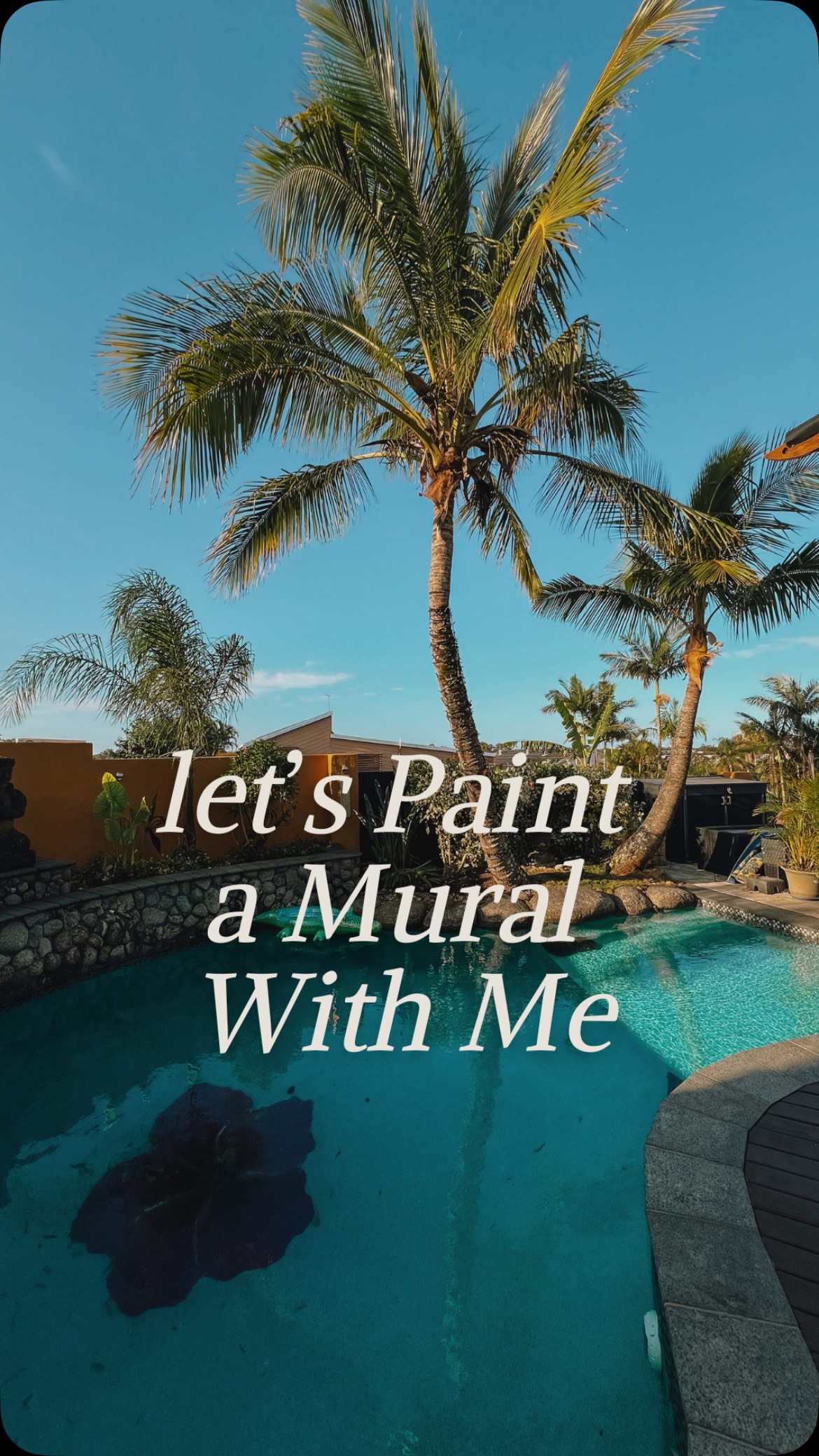 I just finished this mural and I wanted to bring you along. Starting by having breakfast at @sumptuous_fine_food in Currumbin. The food is always on point. 👌🏾
Then painting in a Bali-inspired oasis, and ended the day at the beach. I couldn’t ask for a better job! 😊
And if you watched the entire video, I would love to know your thoughts about this mural. 😘