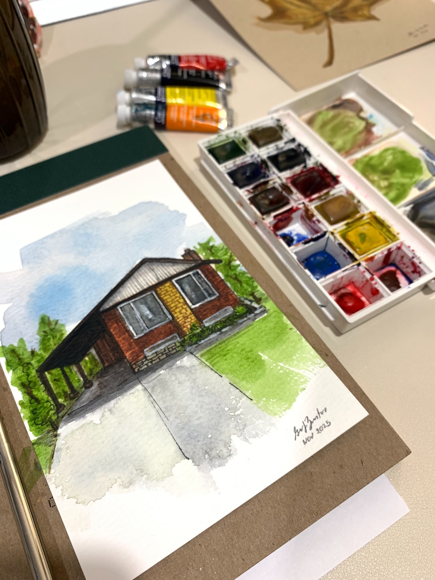 Another small delicate painting completed! 🏡
#watercolourpaintings @winsorandnewton #PaintingChallenge #hamiltonhouses