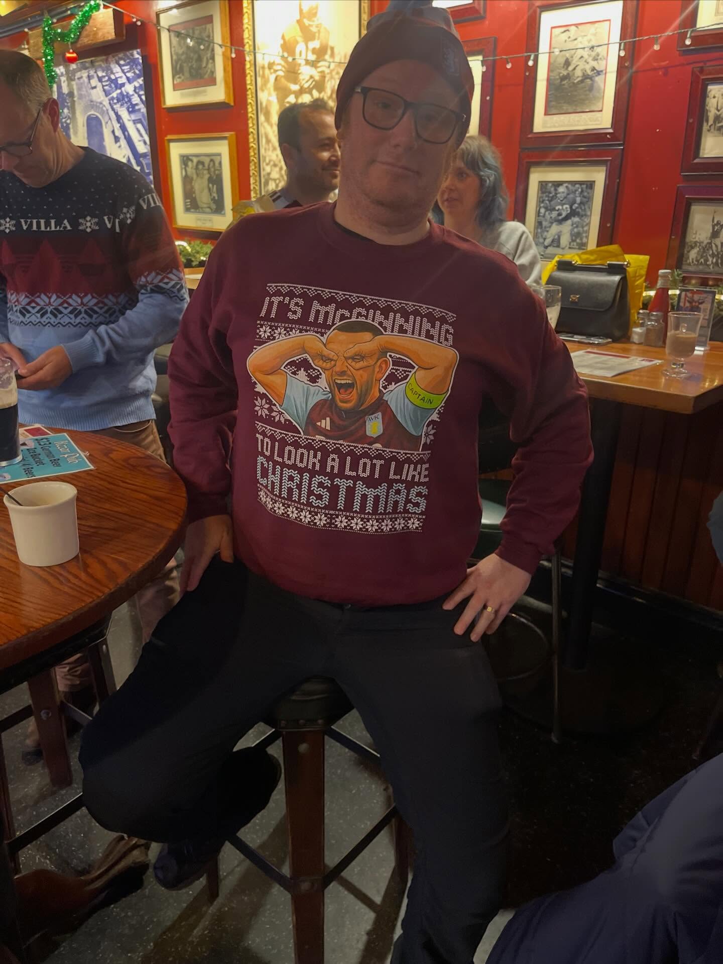 It is festive season at @kezarpub !!! #VillansByTheBay #AVLMAN