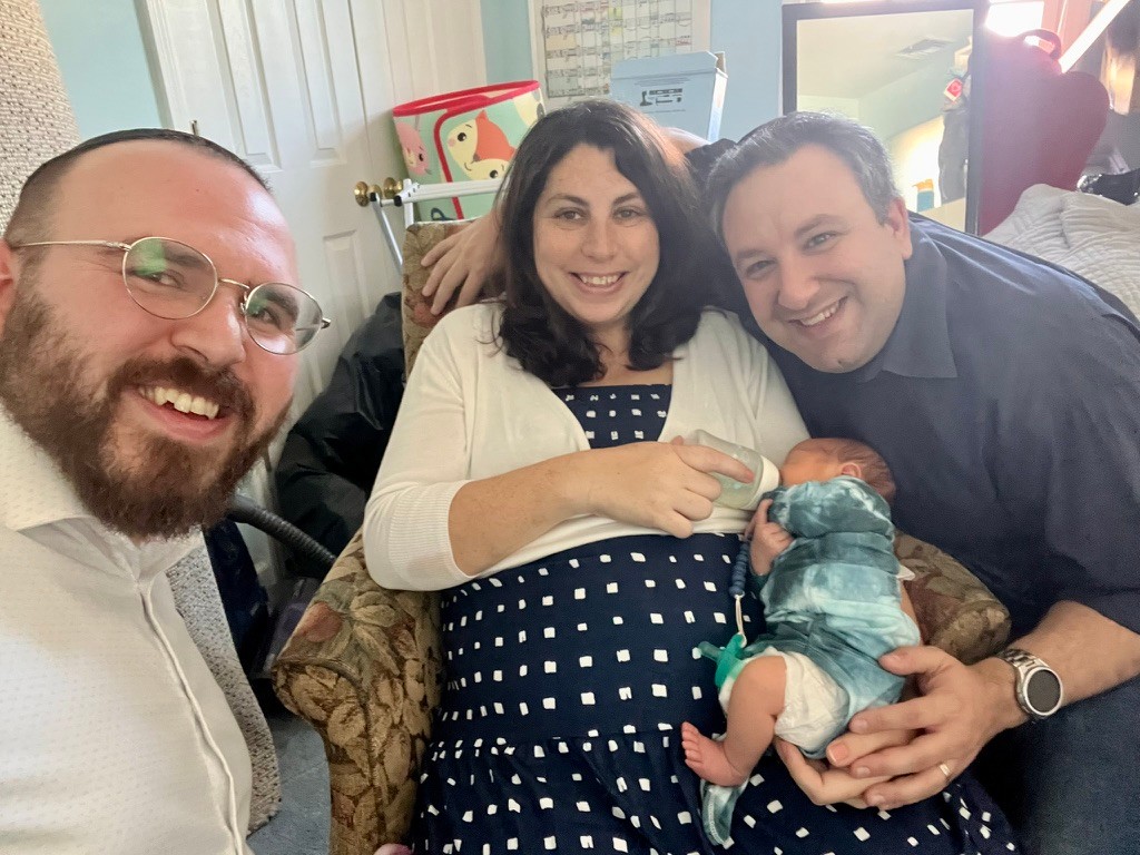 "Rabbi Lawrence was absolutely amazing. He explained everything so thoroughly ahead of time and during the bris. He was so kind to my whole family involved and brilliant with my children. His aftercare instructions are so easy to understand and he followed up. Would give a 10 out of 10!" - Lauren G.