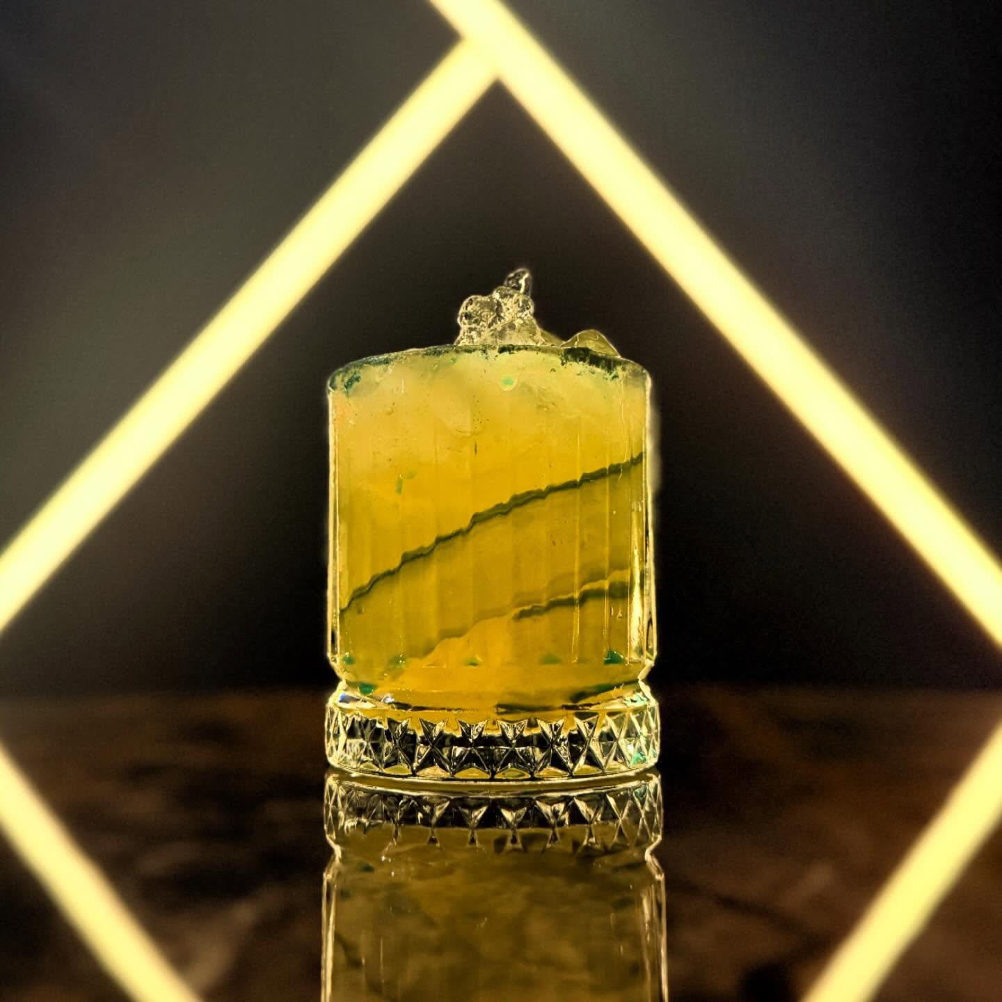 Another beauty to add to the collection 🙌🏻🙌🏻🙌🏻
📍 Richmond • Eton Street
✨ Where Myth Meets Mixology
#AmbrosiaRichmond #RichmondBars #LondonNightlife#CocktailArt #MythInspired #RichmondEats #RichmondNights#SWLondon #NewInRichmond#AmbrosiaRichmond#RichmondBars #RichmondNights #RichmondLondon#RichmondEats #RichmondDrinks #LondonBars#LondonCocktails #CocktailBarLondon #CocktailArt
#BarsofLondon #InstaCocktails #FoodieLondon#LondonHotspots #LondonEats #WeekendVibesLondon#FridayVibes #SaturdayNights