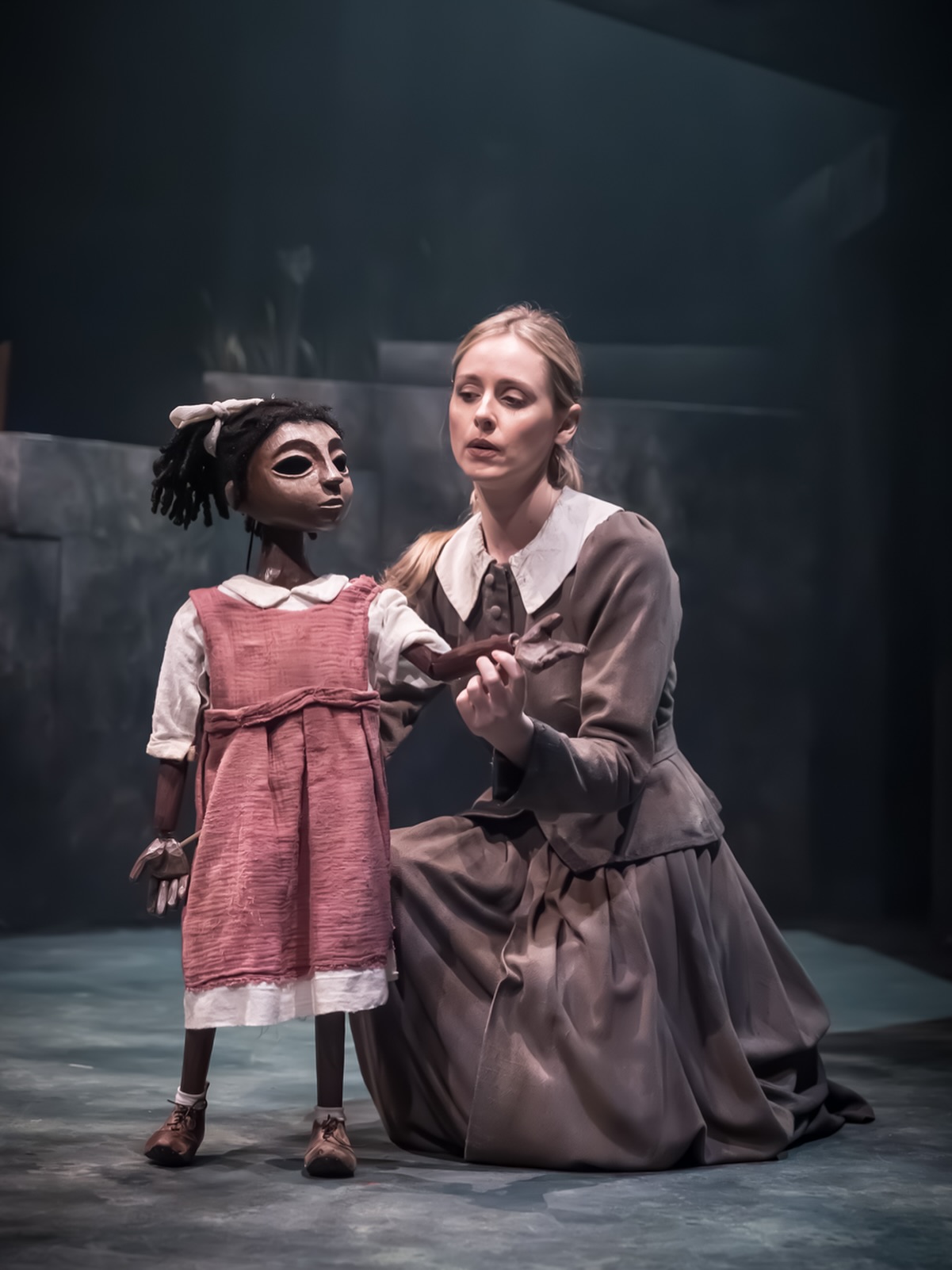 Sharing this gorgeous photo taken by @marcsbrenner of our puppet design for #COVEN - a new musical now open at @kilntheatre. ‘Little Jenet’ was designed and fabricated by @littleangeltheatre studios with a super team of fabricators: @mcrofton @naomioppenheim @jessshead @voronkina_skuchaet and Ginger Harley.
Huge shout out to puppetry director on this show @laura_cubitt for bringing little Jenet to life and to the cast members for their puppetry skills.
Cast
@allysonavabrown | Nell/Elizabeth
@rachel_e.b | Ensemble
@gabbybro1 | Jenet
@shilohcoke | Frances/Alizon
@rozoford | King James/Ensemble
@alice.gruden | Ensemble
@laydenegg | Martha/Judge
@shmallett | Ensemble
@reddingface | Rose
@kathryntindall | Ensemble
@dianavickersofficial | Edmund/Covell
@jacintawhyte1 | Maggie
@msjenwhyte | Keys
Creatives
@hellorebeccabrewer | Book, Music and Lyrics
@daisychuteofficial | Music, Lyrics and Orchestrations
@mirandacrom | Director
@jasmineswandesign | Set and Costume Designer
@zeynepkepeklistudio | Lighting Designer
Helen Atkinson | Sound Designer
@msjenwhyte | Musical Supervision and Orchestrations
@maxwell_shelley | Choreographer
@laura_cubitt | Puppetry Director
@buddyollie for @littleangeltheatre | Puppet Designer
@sofiaagallucci | Associate Director
@pearsoncasting | Casting Director
@tdwright1 | Dramaturg
@hazel_holder | Voice Coach
Miguel Esteban | Music Transcription and Preparation
@jake.sternberg | Music Assistant
@isobelpellow | Costume Supervisor
@sjk.wham.costume | Wigs, Hair and Makeup Supervisor
@ransoncharlotte | PM
@charlottejademurray | Head of Wardrobe
Katie Batchelor @cat_mizrahi @doyouseethenoor | SM
Ridiculous Solutions | Scenic workshop
Produced by Kiln Theatre in association with @eilene_d @kindred_partners & Adam Kenwright
#puppet #puppetry #puppetdesign #puppetsofinstagram #puppetmaking #puppettheatre #puppetmaker #puppetmaster #theatre #coven #kilntheatre #witchcraft #musicaltheatre #musicals #theatredesign #craft