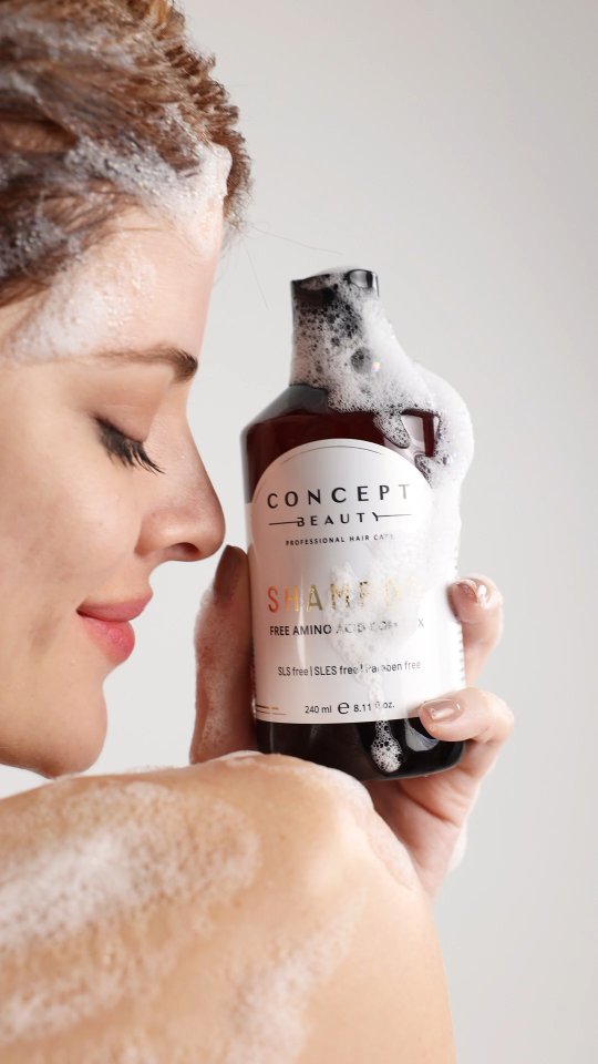 Saç bakımında tek tip çözümler artık yeterli değil. Çünkü her saçın ihtiyacı, dengesi ve beklentisi farklı.
Baz şampuan + hedefe yönelik shot’lar + tamamlayıcı bakım ürünleri… Saçının ihtiyacı neyse, şampuanın da ona göre şekillenir.
Tek bir şampuanla;
✔️ dökülme
✔️ nem
✔️ kepek
✔️ yağlanma
✔️ matlık ve canlılık kaybı gibi birden fazla ihtiyaca aynı anda odaklanmak mümkün.
Standartlardan uzak, bilinçli ve dengeli bir saç bakım yaklaşımı.
✨ Concept Beauty, saç bakımında kişiselleştirilebilir deneyim.
Kendi bakım ritüelini keşfetmek için
👉 www.conceptbeauty.com.tr
#ConceptBeauty #KişiselSaçBakımı #KendiŞampuanınıTasarla #SaçBakımRitüeli #ProfesyonelSaçBakımı #SağlıklıSaçlar #BakımlıSaçlar #SaçBakımı #HairCareRoutine #CustomHairCare