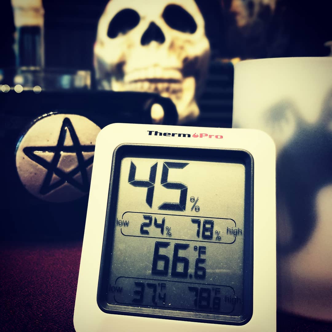 October is off to a chilling start for me!
#witchesofinstagram #witchcraft #spooky #ghosts #paranormal #witch #Halloween #boo #goth #samhain