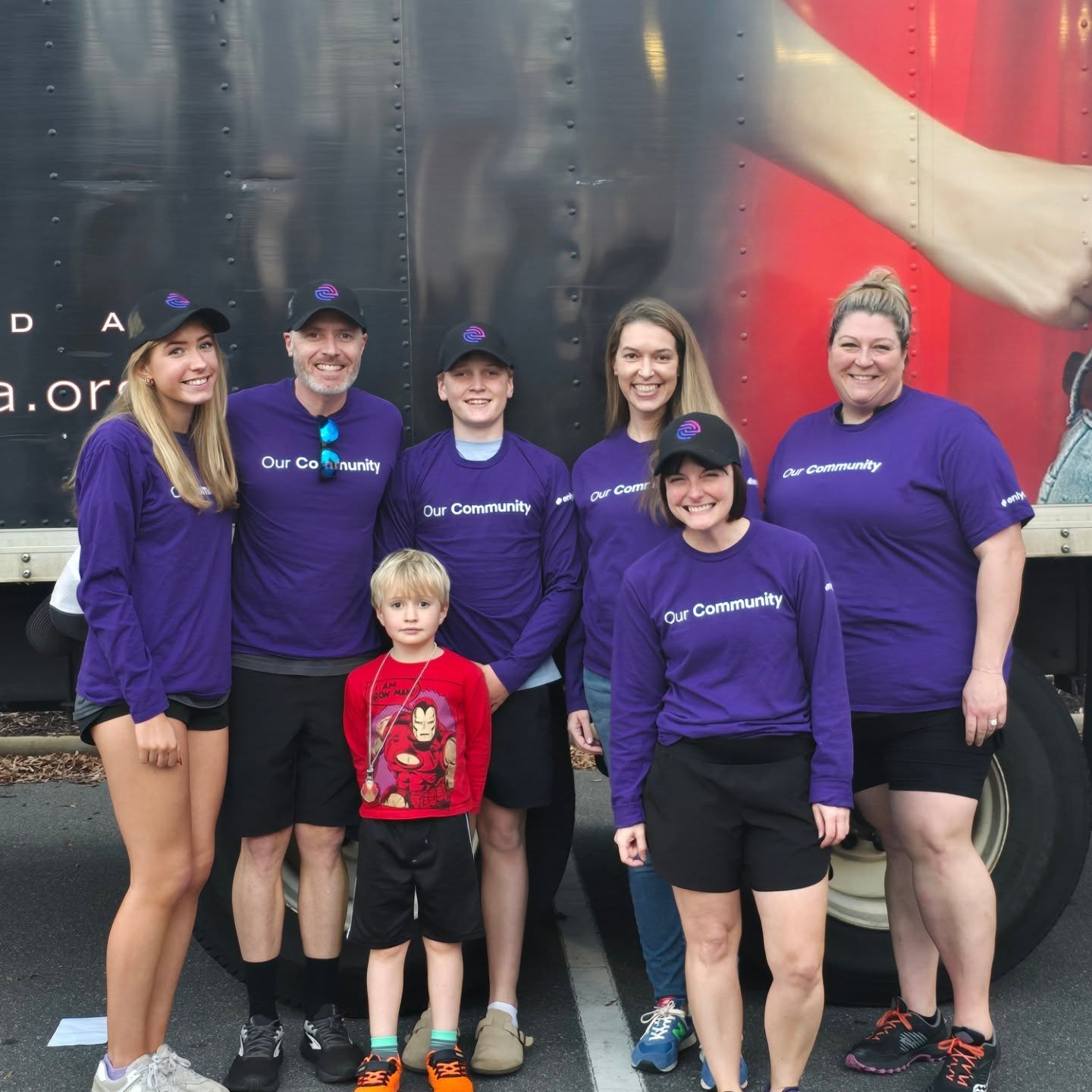 Weekend Wrap-up!
Saturday I got to meet people from work (which is a VERY rare treat for me!) while we volunteered collecting monetary and food donations for @shmetrolina - fantastic event!
Today, I cleaned up a bit in my neighborhood.
Successful kick-off to Thanksgiving week! 🤗
#LoveYourNeighborhood #LoveYourNeighbor #ProtectNature #HelpEachOther