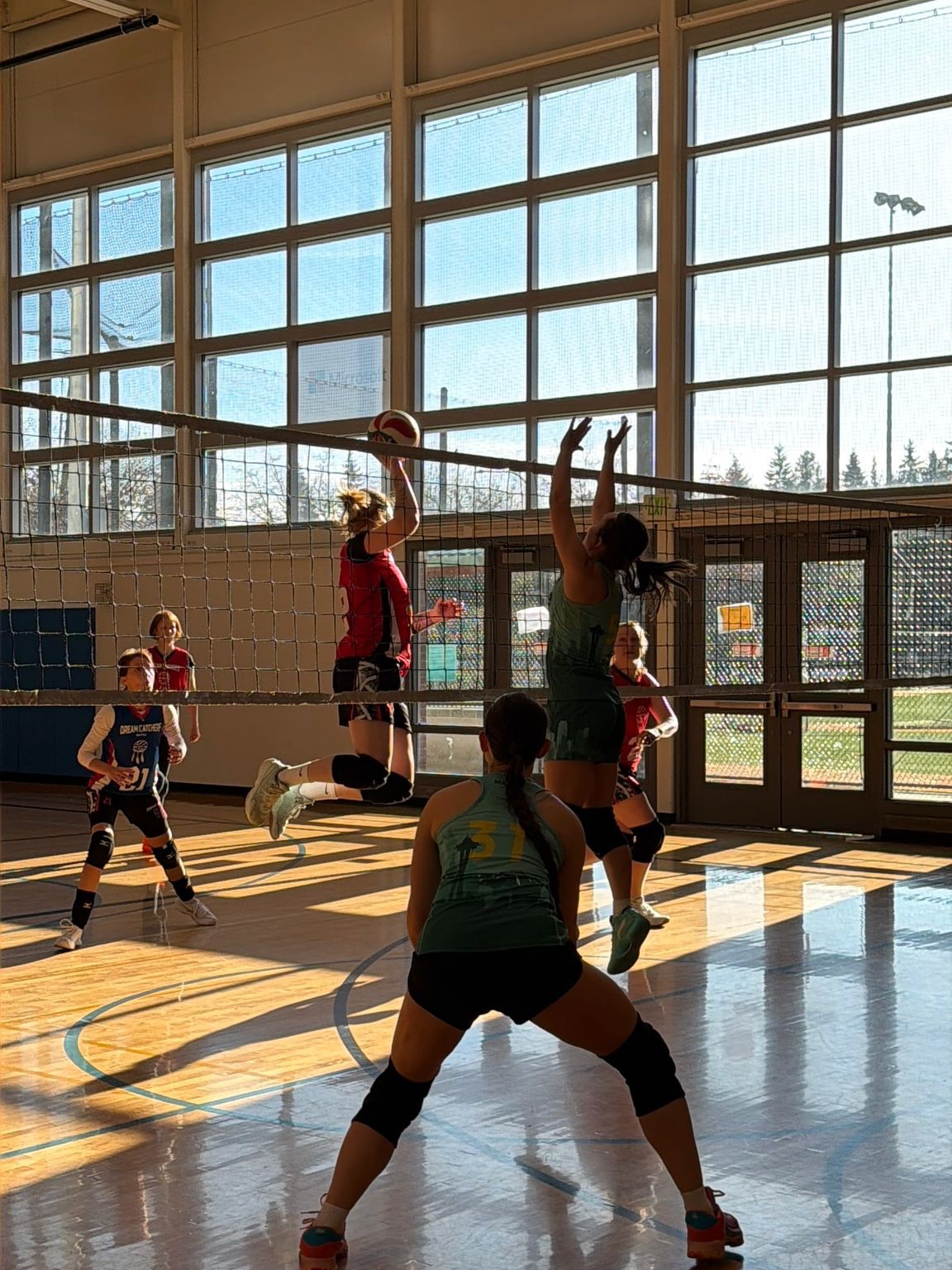 What an amazing day with our favorite team! Thanks SeattleNet Catchball for the opportunity to participate in this local tournament. So proud of our girls’ progress, sportsmanship, and teamwork!! Thanks to all Seattle and Vancouver teams that came together to compete today. We come, we spike, we win. First place 🥇