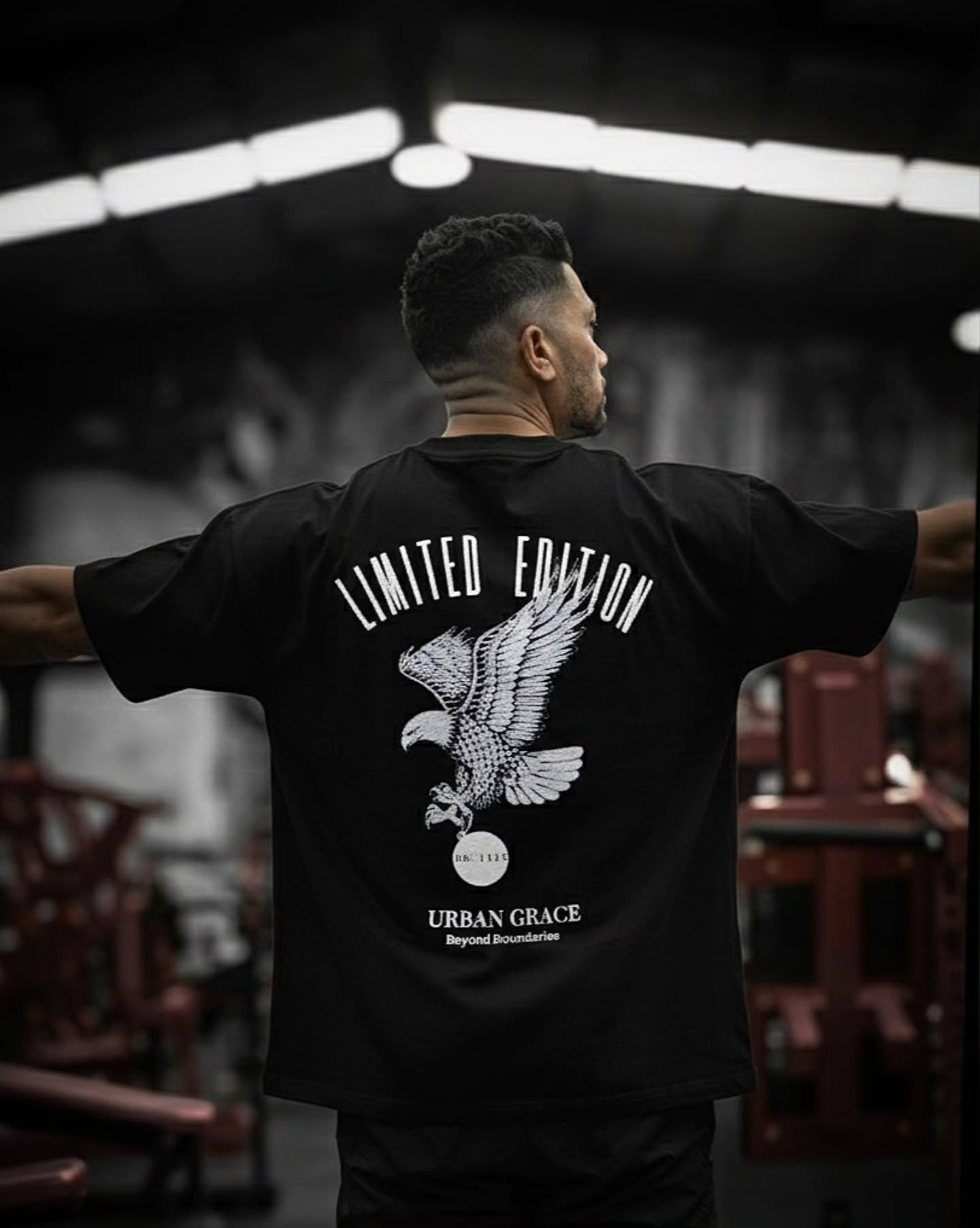 A must have for collectors and gymrats💥
.
.
.
#ovrrsizedtshirts #localforvocal❤️ #dwolves #fitness #limitededition #birdsofinstagram #athlete