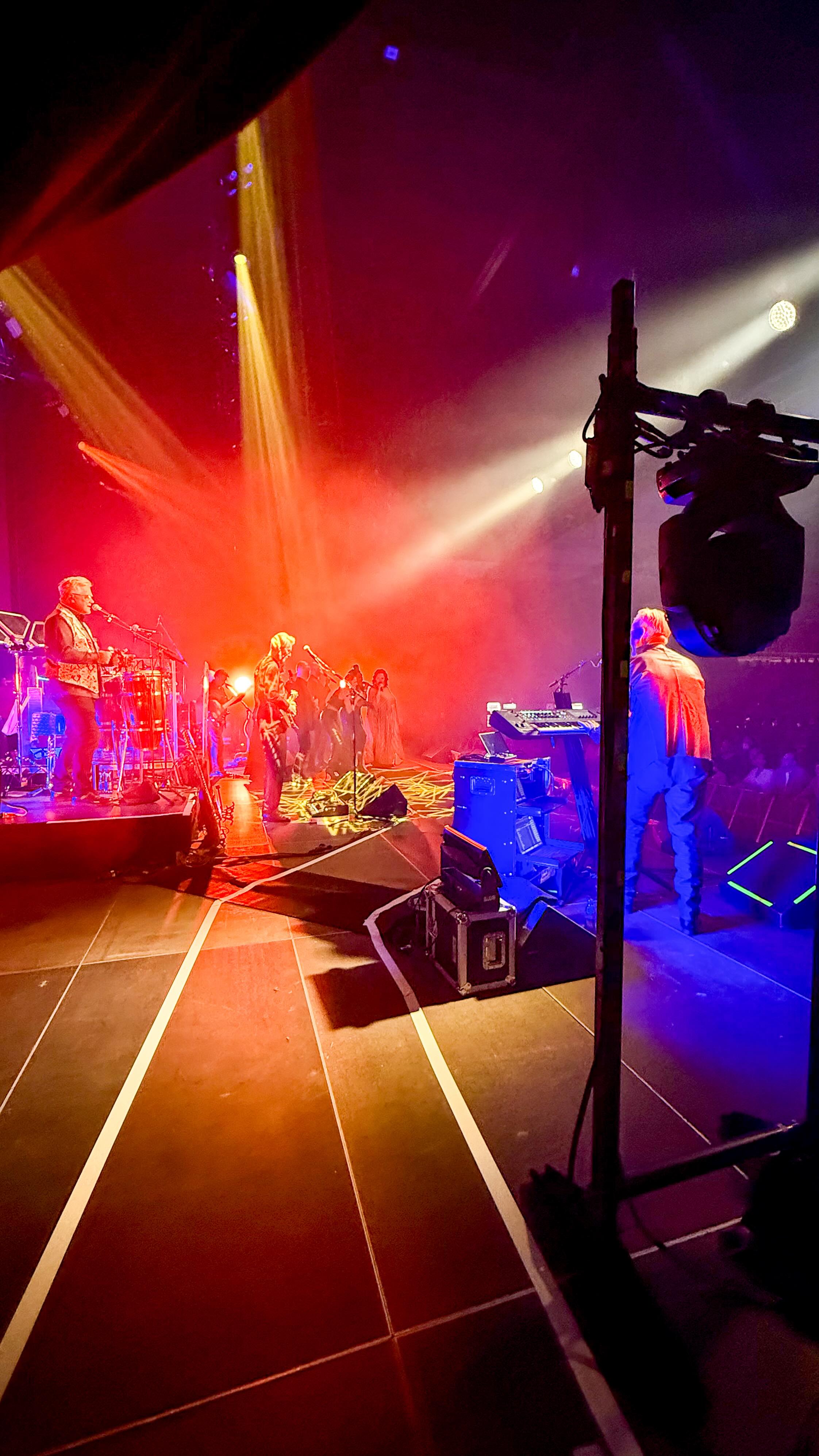 N e w s f l a s h 🎤 Was für eine Ehre!
.
.
.
.
.
#falcolebt #jeanny #newsflash