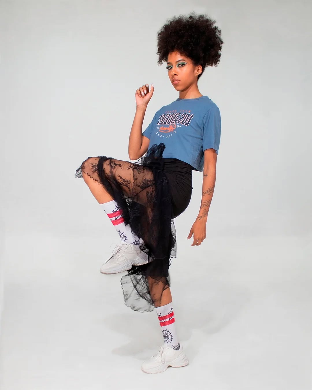 🖤Spooky stripes llegó para romper las reglas
Su diseño atrevido y lleno de rebeldía de la colección Baddies le da fuerza a tu look diario.
Porque sabemos que tu estilo también se defiende con actitud. 🧦🔥
#nomaoutfitters #estilorebelde #socks