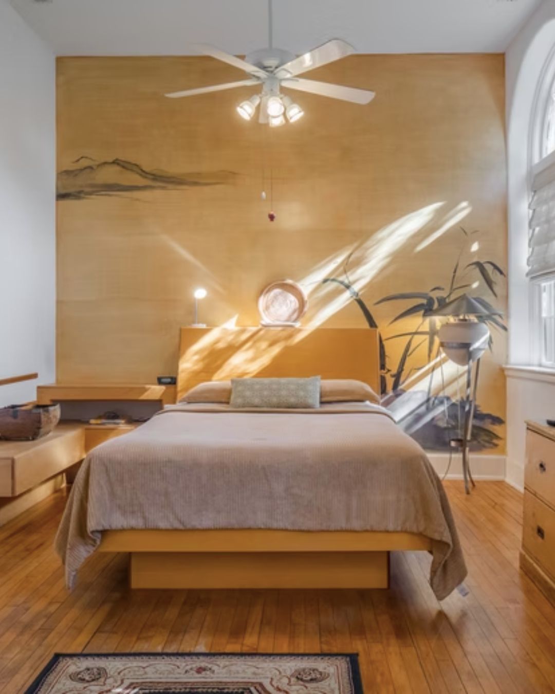 Step inside, slow down, and feel right at home. 🪞✨
#FrontStreetInn #WilmingtonNC #BoutiqueStay #CoastalEscape #NCGetaway #HistoricInn