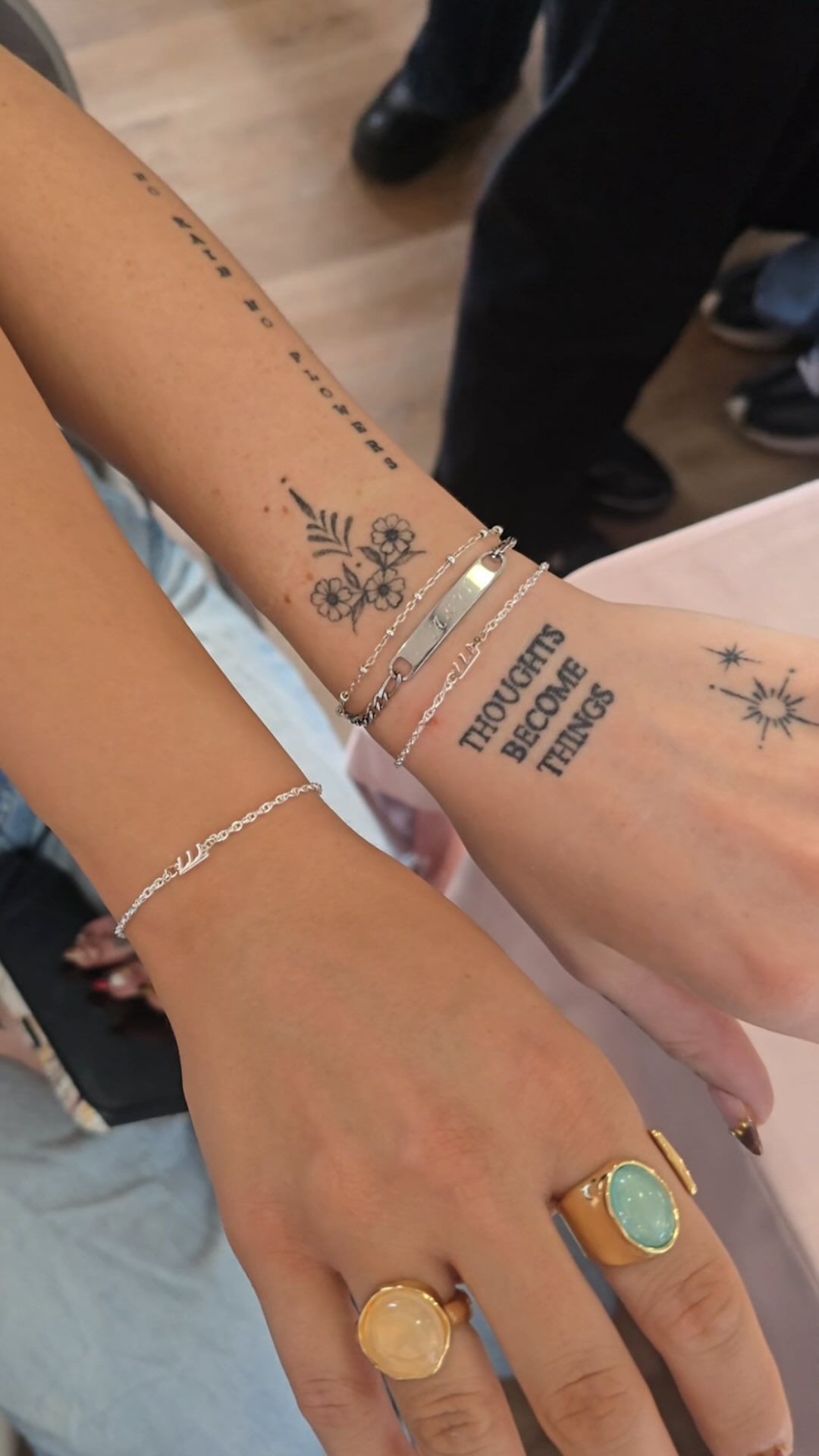 This winter, we’re saying no to Sunday morning headaches and paracetemol, instead we’re getting linked with the girls after a festive lunch🎅🏻❤️🔥♾️
If you’ve seen saving my posts, sending screenshots or having that thought appear back in your brain over and over “I realllly want to do this” - take this as your sign!!
The perfect idea for a girls get together this winter✨
♾️ Tap the link in my bio to book your forever moment.
⚡️ Staffordshire | @jemmaelizabethbeauty