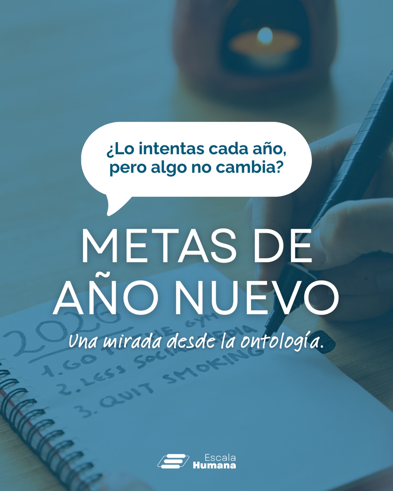 Cada fin de año hacemos listas de resoluciones: cambiar hábitos, lograr resultados, “ser” distintos… Y, sin embargo, al poco tiempo muchas de esas metas se diluyen, ¿te pasa?
🔍 Desde una mirada ontológica, el problema no suele ser la falta de voluntad ni de disciplina. Es algo más profundo: intentamos cambiar los resultados sin cambiar la forma en que observamos, conversamos y actuamos.
🏁 Las metas suelen estar puestas en el qué queremos lograr.
Pero el cambio sostenible ocurre cuando transformamos el cómo hacemos lo que hacemos.
Si no revisamos nuestras interpretaciones, nuestras emociones habituales y las conversaciones que sostenemos —con otros y con nosotros mismos—, las metas se vuelven solo declaraciones de buena intención.
Tal vez, el próximo año no se trata de proponerse más cosas, sino de aprender a mirar distinto aquello que siempre termina llevándonos al mismo lugar. 🔄
💭 Te dejamos con esta pregunta… ¿Qué tendrías que aprender para que el próximo cambio sí se sostenga?
#CoachingOntologico #AñoNuevo