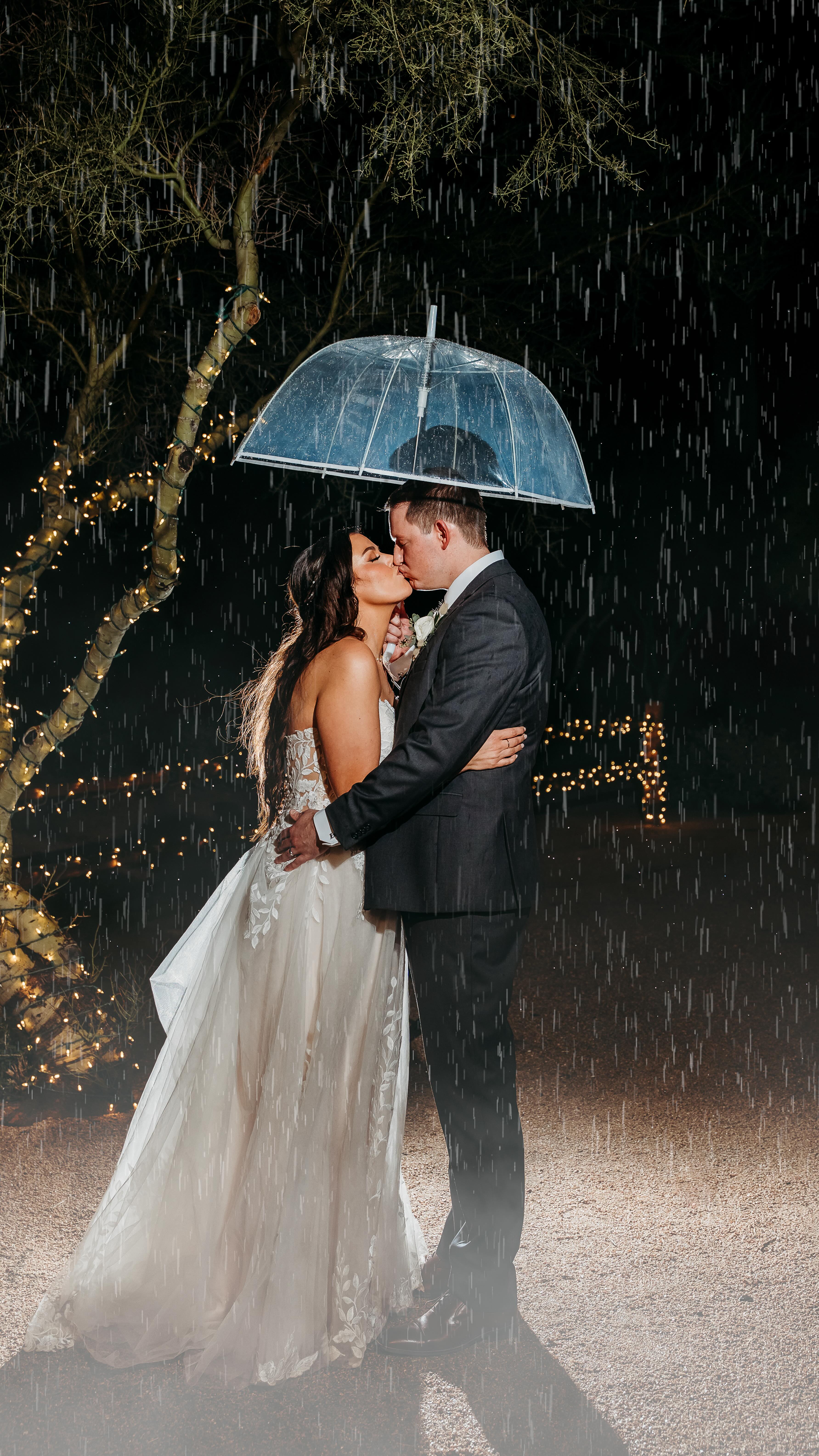 When forever feels this magical ✨💍
.
.
#photography #kategrutskyphotography #phoenixphotography #phoenixphotographer #photooftheday #phoenix #arizona #arizonaweddingphotographer #azweddingphotographer #wedding #weddingphotography #weddingday #weddingphoto #couplegoals #couplephotography #couplephotoshoot #coupleportrait