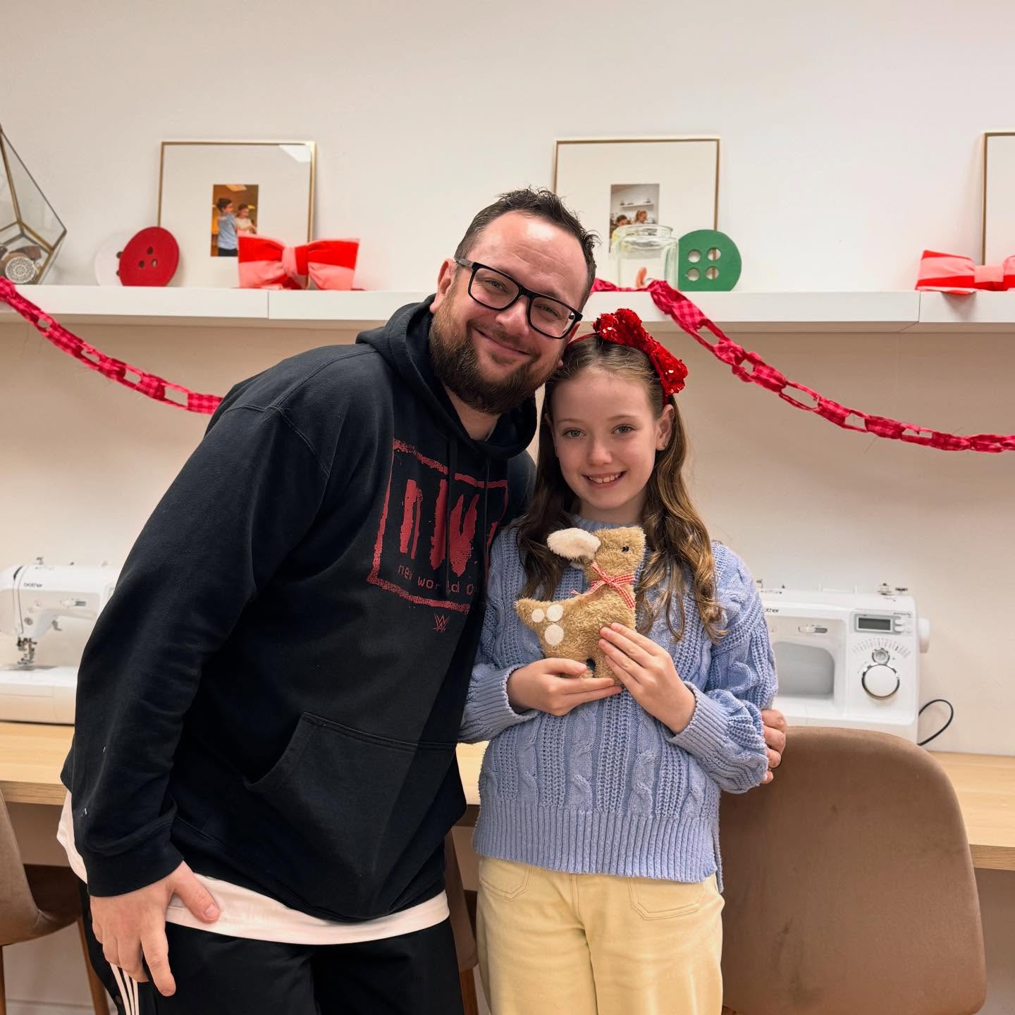 Continuing the fun festivities this weekend with another one of our parent and child classes!
This afternoon we made the cutest Christmas reindeer teddies. We were delighted to welcome back some familiar faces and were really excited to introduce this sewing project to some new faces too!
We had such a lovely afternoon teaching new skills and sharing the creative space with everyone today. What better way to spend a rainy cozy weekend! 🧵
Thank you so much to everyone for coming and celebrating the festive season with us🥰
Merry Christmas everyone! 🎄
- - -
#parentandchildclasses #sewready #christmasspirit #handmadetoys #makingmemories