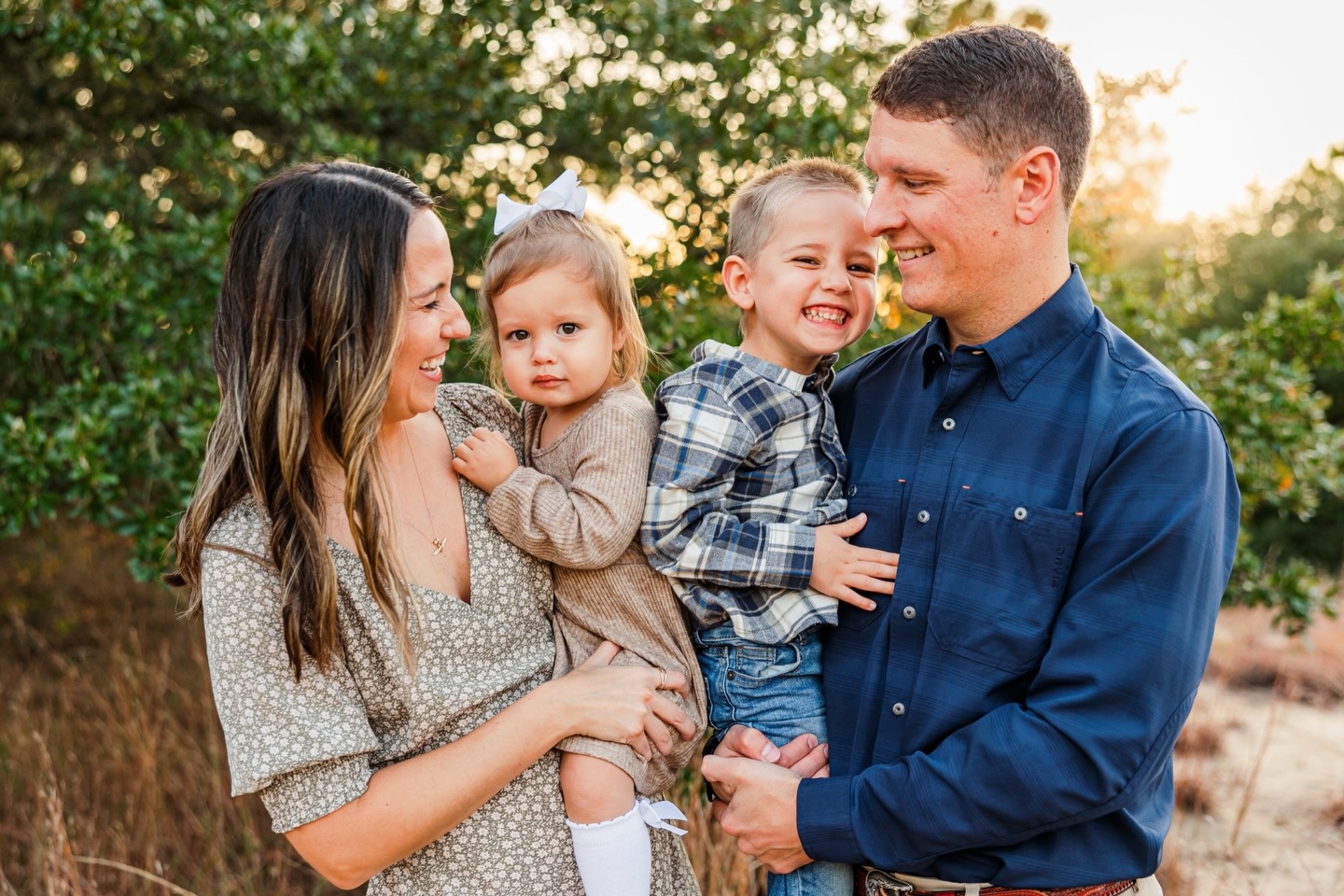 When the smiles are real and the chaos is cute 🤍
.
.
.
.
.
#virginiabeachfamilyphotographer
#virginiabeachfamilyphotography
#virginiabeachfamily
#vabeachfamilyphotography
#vabeachfamilyphotographer
#vabeachphotographer
#VBphotographer
#vafamilyphotographer
#virginiabeachfamily
#hrvaphotographer
#757familyphotographer
#hrvafamilyphotographer
#hamptonroadsmom
#hrvaphotographer
#chesapeakevaphotographer
#chesapeakefamilyphotographer
#chesapeakemoms
#chesapeakephotographer
#norfolkfamilyphotography
#norfolkfamilyphotographer
#norfolkmoms
#norfolkvaphotographer
#virginiafamilyphotography
#sandbridgebeach
#sandbridgefamilyphotographer
#sandbridgebeachphotographer
#hamptonroadsfamilyphotographer
#kaitlinolahphotography