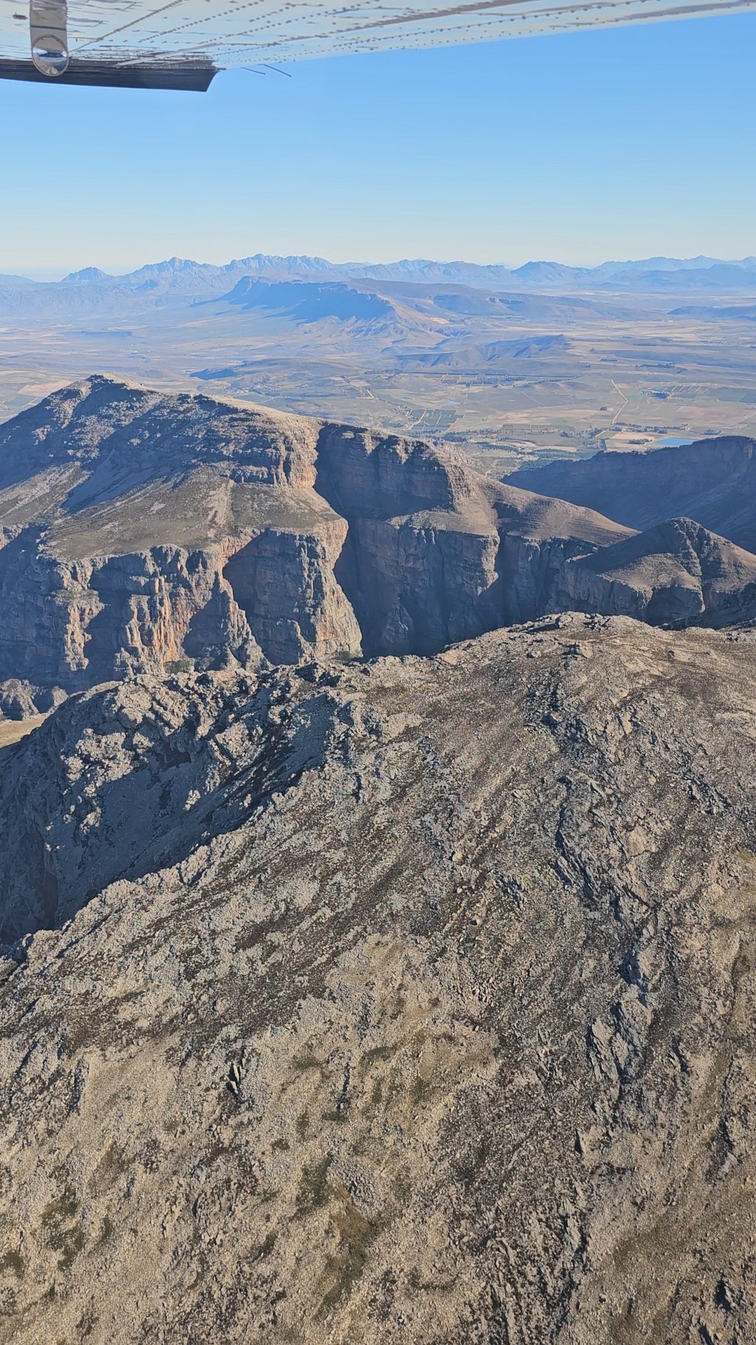 It's your trip. Your timeline. Your dream list of African places. Live your dream. Fly the wild.
📞💬+27 (0)83 760 1330
#AfricaSkyRunners #FlyingSafaris #BushBeachBeyond