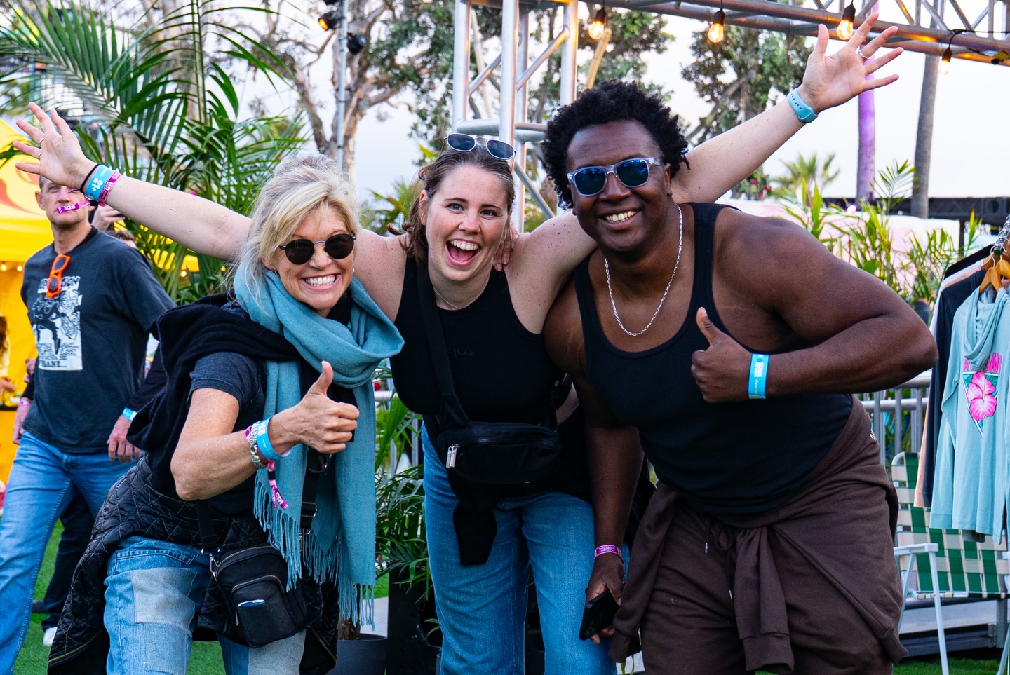 Grateful for the moments that bring us closer — the sun, the sand, the songs, and the people who make it all feel like home.
Happy Thanksgiving, BeachLife family. 🤍