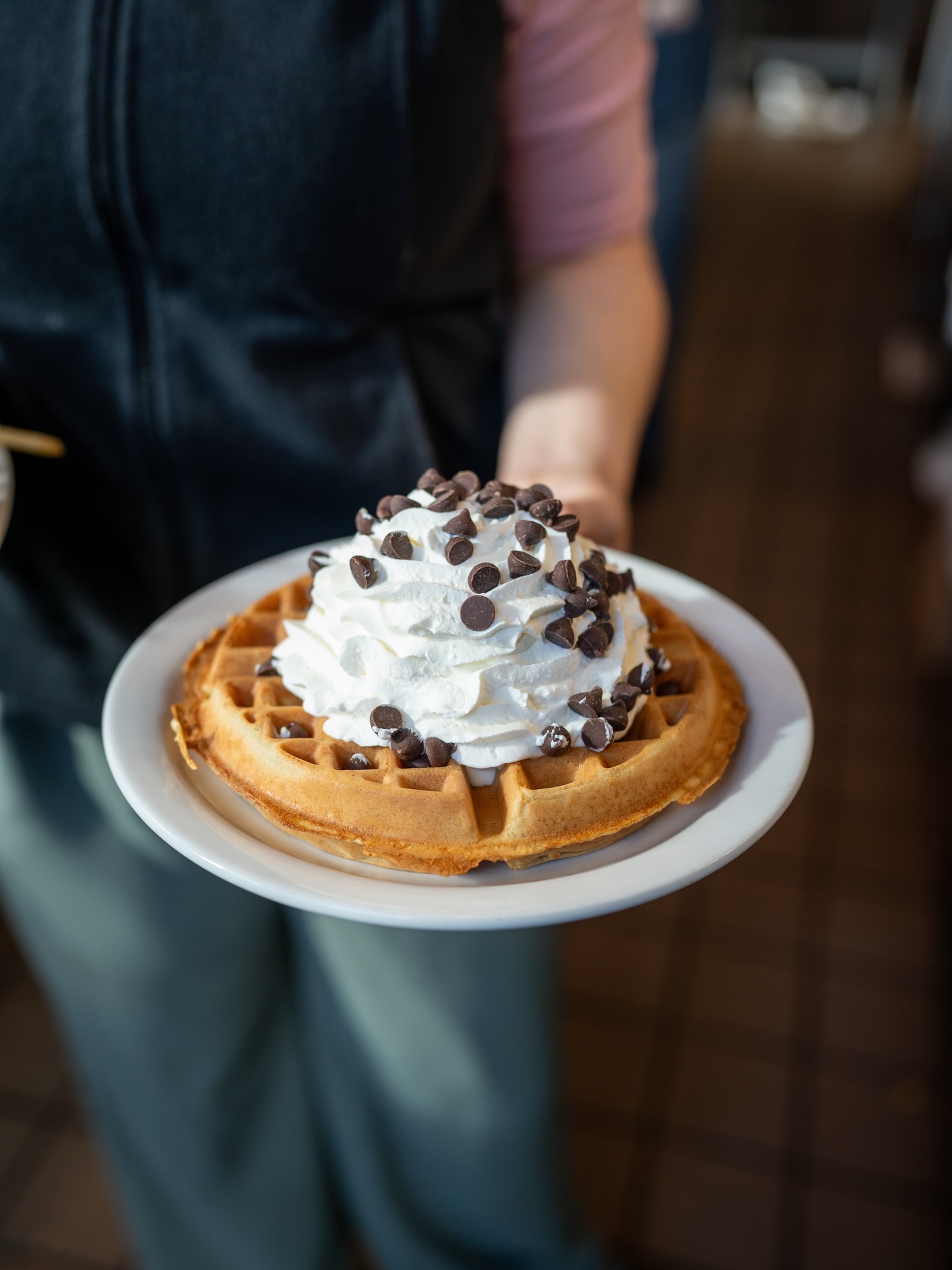 Extra whipped cream anyone⁉️🧇
Don’t ever be shy to ask for a little extra of anything at Stacks, we’re here to please 😍
#StacksBreakfast #Waffles #Breakfast #Brunch