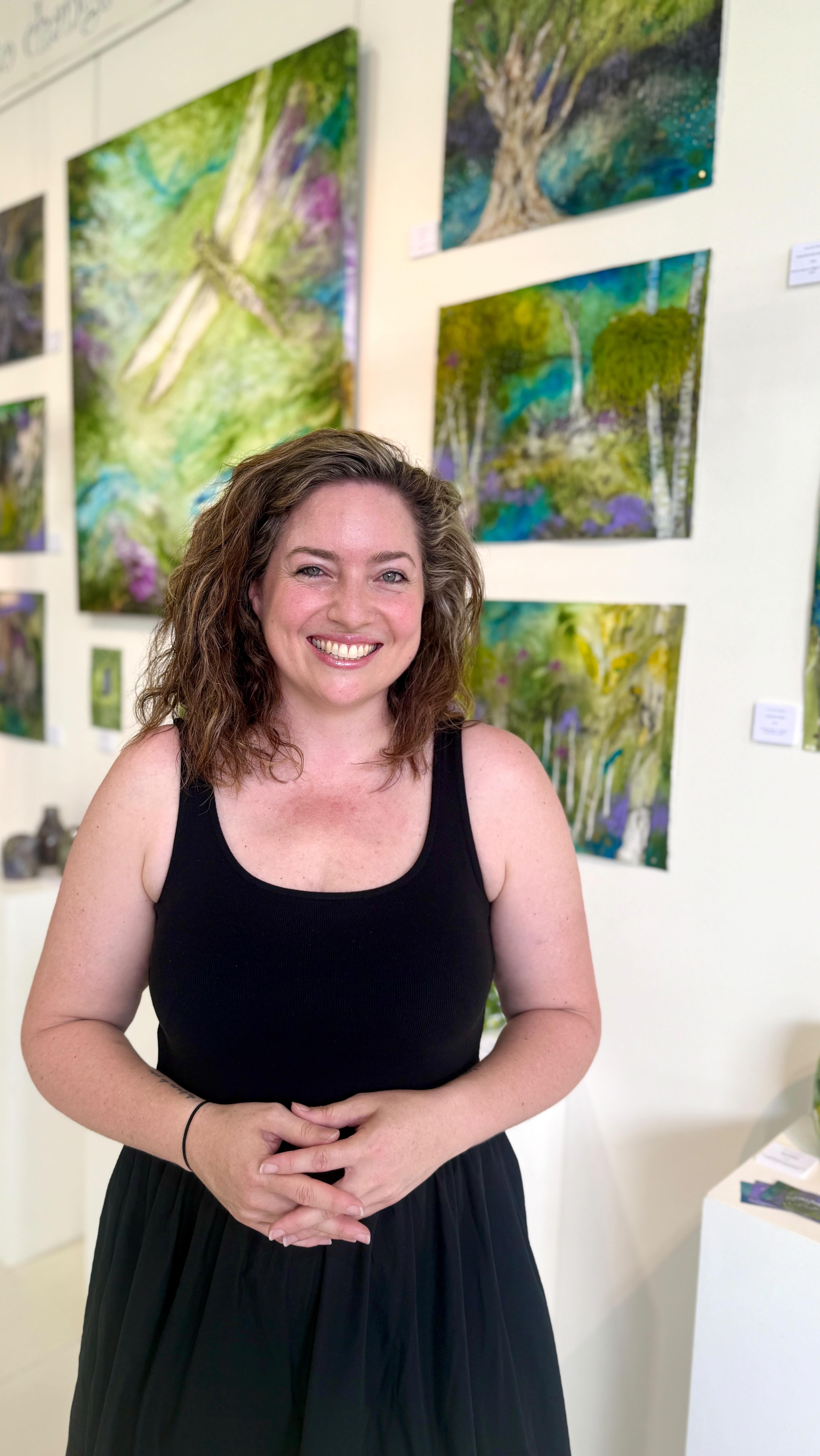 What a wonderful night Friday night was! The official opening of our joint exhibition, Earth Connections, at @diannemcinerneyartist Gallery in Noosaville 🌿✨
Dianne, Gillian @thecreativepilgrim and I are so grateful to all those who were able to join us for the celebration and also for the warm support and energy of those playing along at home! 😊❤️ Thank you so much.
It was a joy to share so many rich conversations with people across the course of the afternoon and evening, and of course also to see a number of our pieces finding new homes as well 🙏
If you didn’t get to come along to the opening but are feeling really keen to visit and check out the exhibition you still have chances! It runs till the end of January and is open 5 days a week (Tues-Sat) from 10-1pm (or by appt).
Please feel free to drop in and say hi to us 👋😊 We’d love to see you.
Location:
Dianne McInerney Art Gallery
Unit 6/33 Gateway Dr, Noosaville
Our deepest gratitude once again for all your beautiful support and appreciation of the work 🥰🙏🌿
.
.
.
.
.
#sunshinecoastart #australianartists #sunshinecoastevents