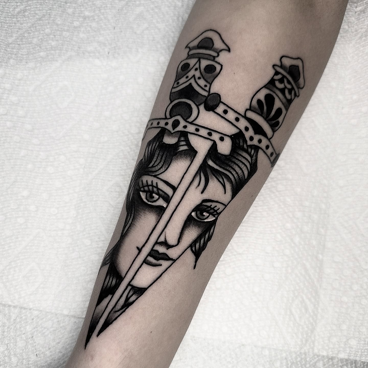 Sharp Looks. Done in Denver @topmarktattoo - booking Asheville at the moment @travelertattoo_asheville #tattoo #tradtattoo #traditionaltattoo #ashevilletattoo #asheville