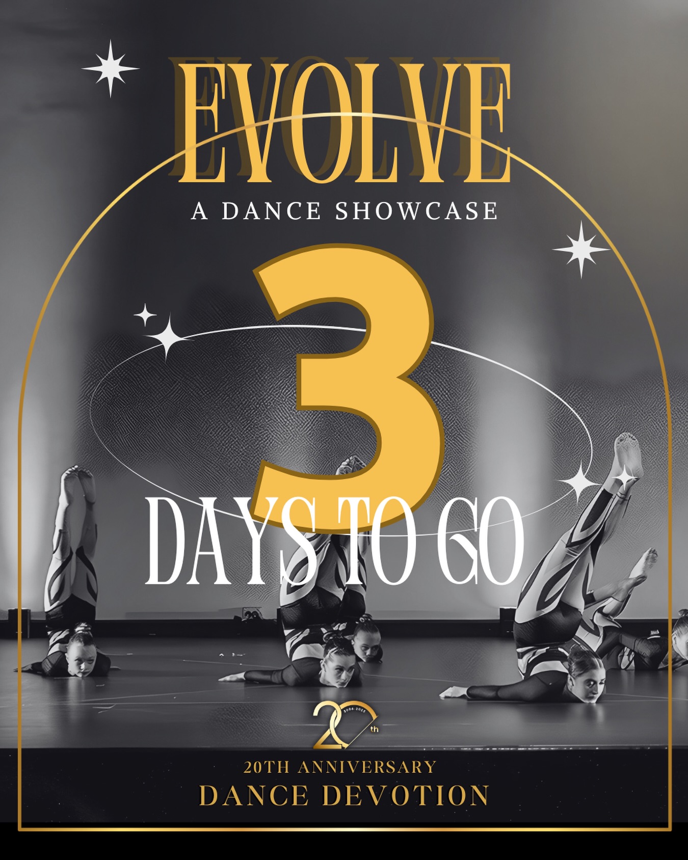 3 DAYS TO GO ✨
We’ve officially entered the final stretch. Today is our last day of classes for the year, and tomorrow our dancers will be on stage for dress rehearsal. It’s the start of a big couple of days and we’re looking forward to seeing the routines come to life!