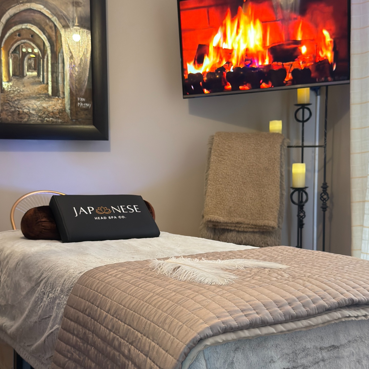 December is loud. We are quiet. ☁️
If your tabs are open and your battery is low, this is your sign to book 90 minutes of silence.
We’ve added a Winter Warmer Ritual to our head spa treatments all month long. While we work on your scalp, your feet are wrapped in a peppermint mask and tucked into our heated booties.
It is the ultimate system reset.
✨ The Winter Warmer upgrade is just €10 this month. Call or message to grab a spot before Christmas.
#Waterford #DunmoreEast #HeadSpaIreland #BurnoutRecovery #SoftLife #ASMR #ScalpCare #WinterWellness