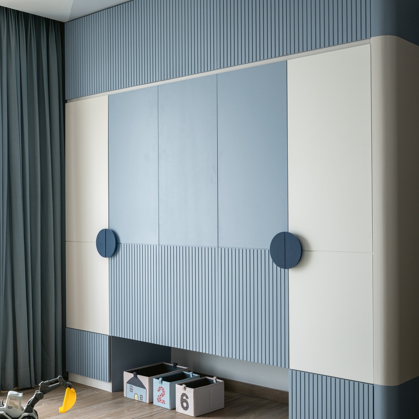 Soft tones, smart storage, and playful details 🤍💙
A kids’ room wardrobe designed to grow with their imagination—minimal, functional, and full of charm.
#KidsRoomDesign #KidsInterior #WardrobeDesign #PastelInteriors #ModernKidsRoom #InteriorDesignIndia #ChildrensRoom #CustomInteriors #PlayfulDesign #MinimalInteriors #HomeInteriors #DesignInspiration #almainteriors