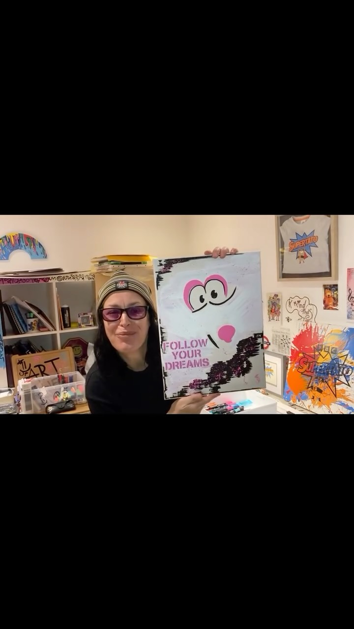 Happy Thursday to you!!!!!!
Time to Design!!! I love what I do & I hope you do too! Have a Nice Day & remember…. ‘Follow Your Dreams’ JP2025 x
#artist #followyourdreams #artlife #haveaniceday nice day