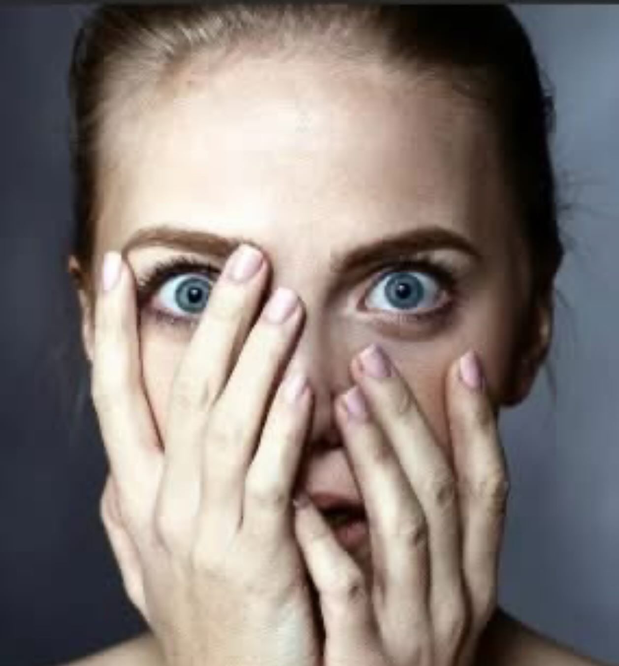 STOPPER NET vos phobies… c’est possible.
Araignées, avion, vide, conduite, orages, claustrophobie…
➡️ En 2h30, vous repartez avec une méthode concrète, simple et reproductible : l’EFT.
Un atelier puissant, bienveillant et transformateur.
Vous n’êtes pas obligé de vivre avec vos peurs.
Pas un jour de plus.
📍 GRAVESON
📆 Samedi 20 décembre à 9h30
💶 50 Places limitées, pensez à réserver 😉en MP ou au 06.50.42.00.69