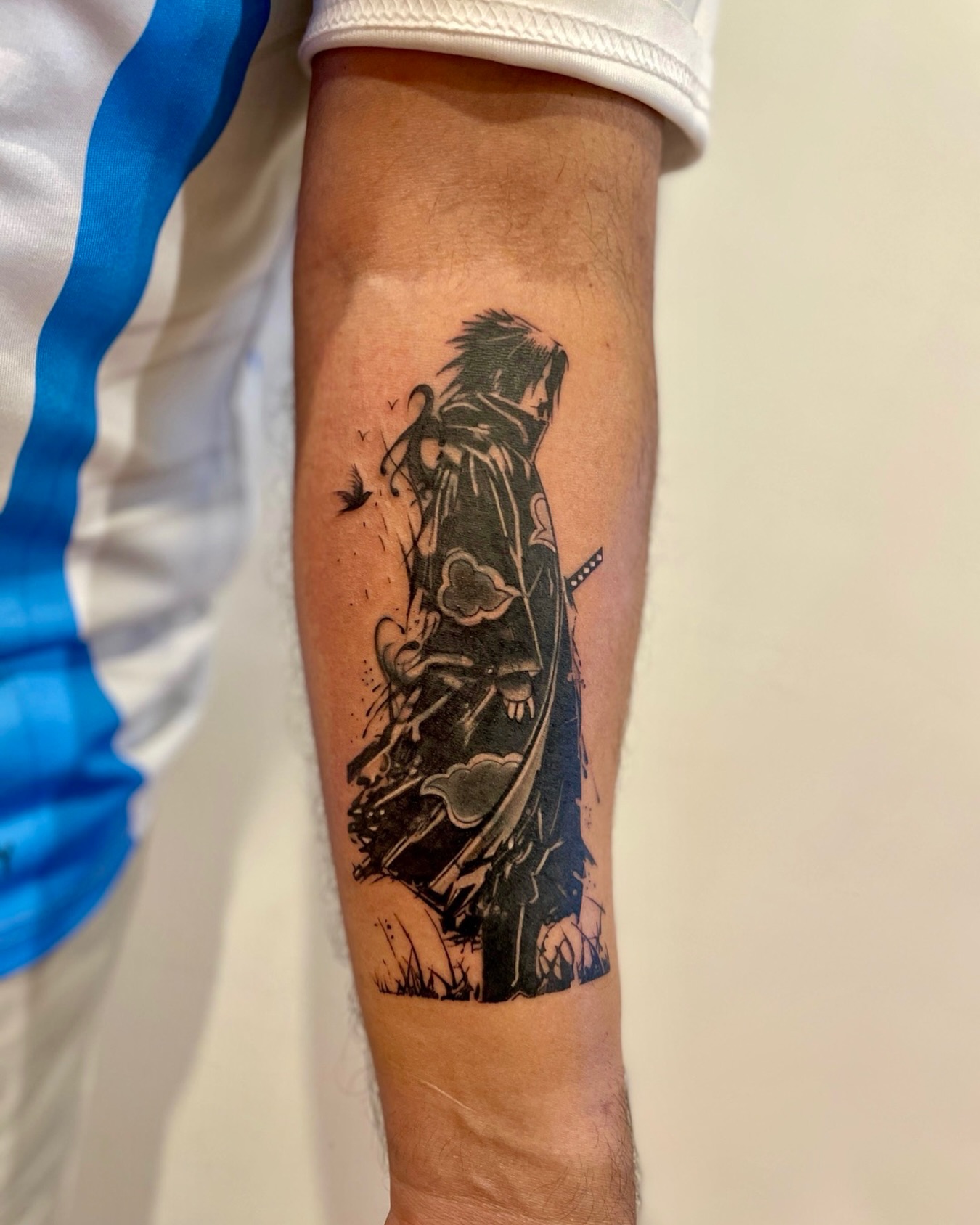 Silent. Steady. Unshaken.
Some warriors don’t need to look back.
•
Tattoo by @asif.tattoo
•
#tattoo #tattooart #blackworktattoo #blackink #samuraitattoo #animeinspiredtattoo #darktattoo #inked #inkedlife #tattoosofinstagram #tattooideas #tattooartist #indiantattooartist #delhitattoo #tattoodelhi #armtattoo #forearmtattoo #tattoolovers #tattooinspiration #thetattooshopnewdelhi