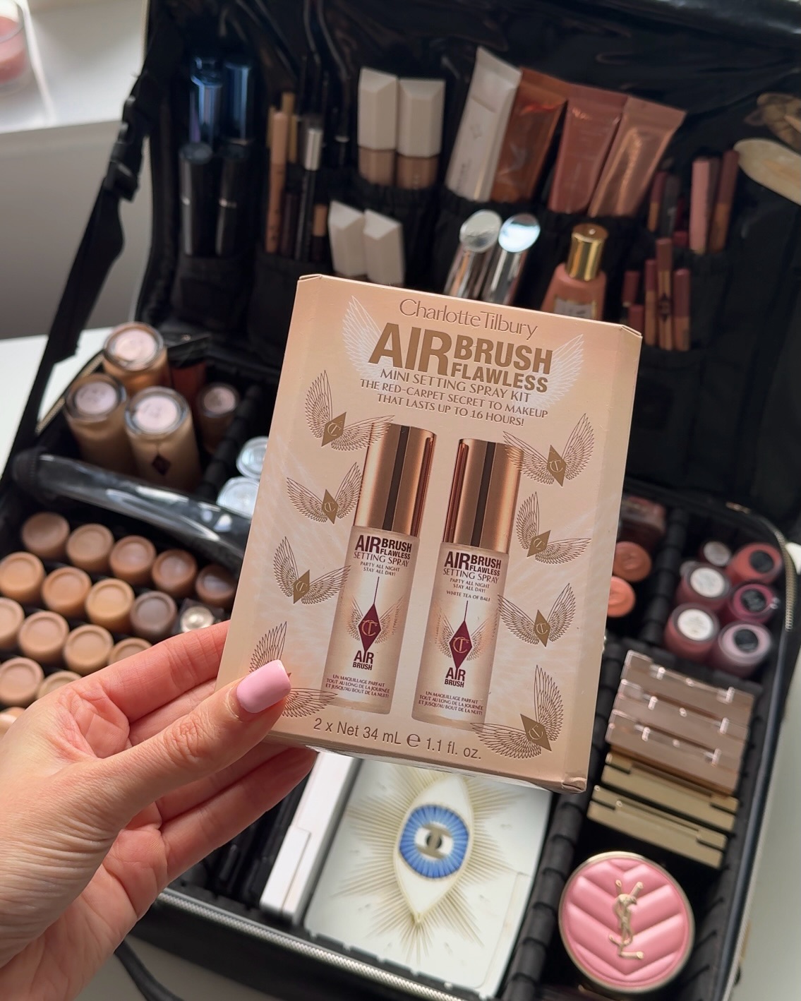 12 days of Kitmas ✨ on day 6 I’m sharing my @charlottetilbury haul I did over Black Friday when pro discount was 40% off! Spot any products you can’t be without?
Love the mini setting sprays for my destination weddings. The last is the refill for airbrush flawless finish powder shade tan, I put these in the @thekitpak magnetic palettes. Lip liners are Icon Nude (my ride or dieee absolutely love this on my brides) and pillow talk medium (again, a stable for my brides). Eyeliner pencil is Barbarella Brown, the perfect dark brown.
We love some kit content over here, so I’ll be sharing 12 kit related posts, between now & Christmas (not 12 days straight) follow along ✨
#kitmas #12daysofkitmas #whatsinmymakeupbag #makeupartistkit
Charlotte tilbury makeup
Magic makeup stars
What’s in my pro makeup kit