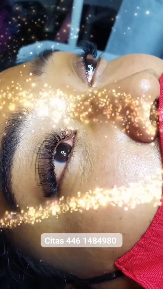 Ideal para mujeres ocupadas que quieren verse arregladas SIN perder tiempo ⏰
Con pestañas 1x1, en 5 minutos ya te ves como si hubieras pasado horas arreglándote.
📲 Mayores informes o reserva al 4461484980
#MujerPráctica #Pestañas1x1 #DinuxSPA #BellezaRápida